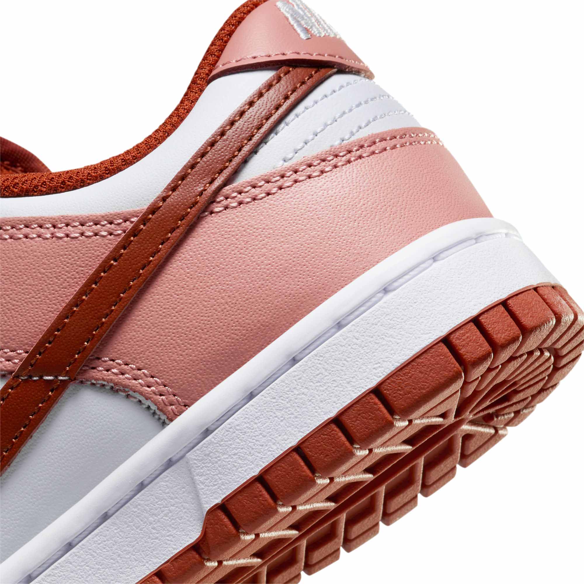 Nike Womens Dunk Low Shoes - Image 4