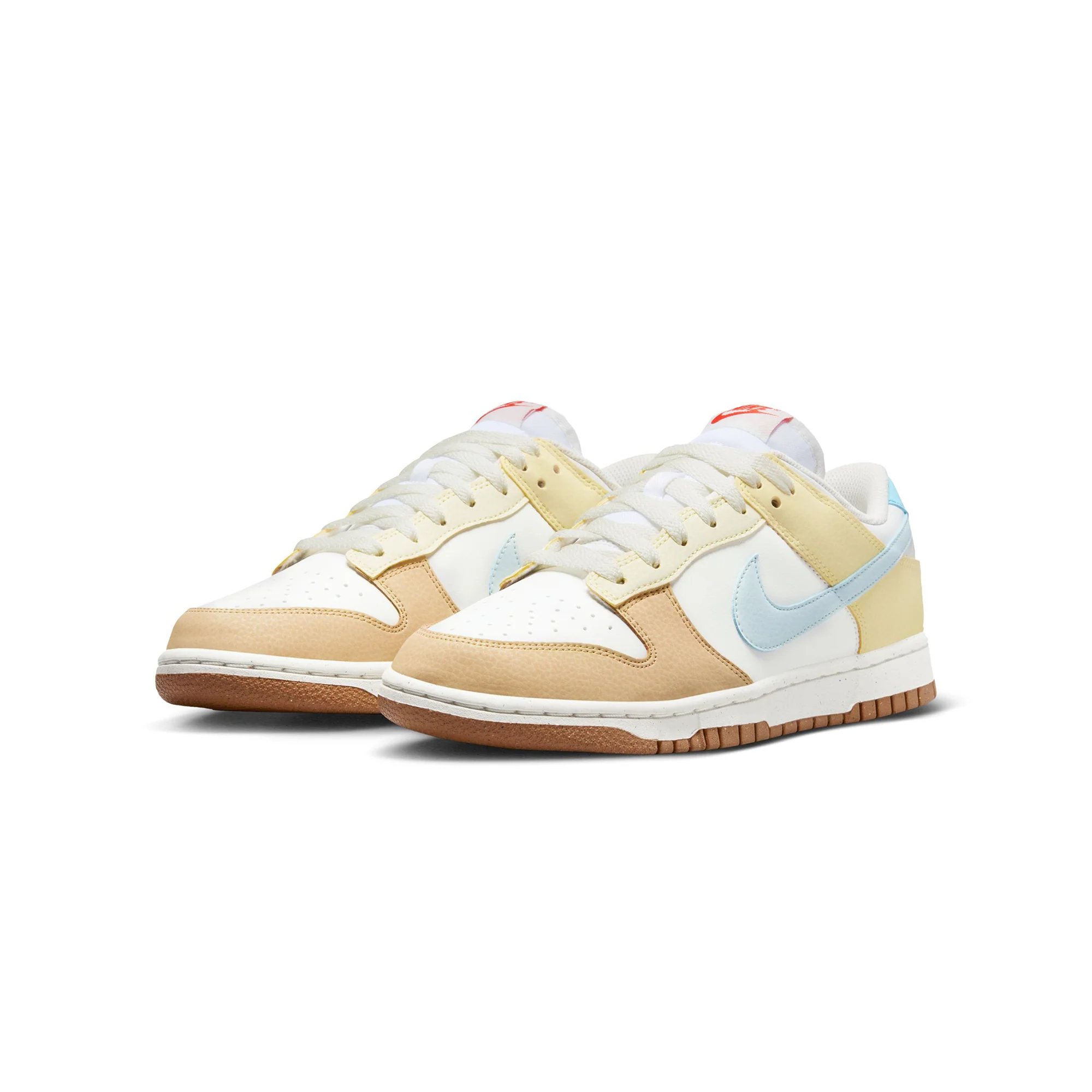Nike Womens Dunk Low Shoes - Image 2