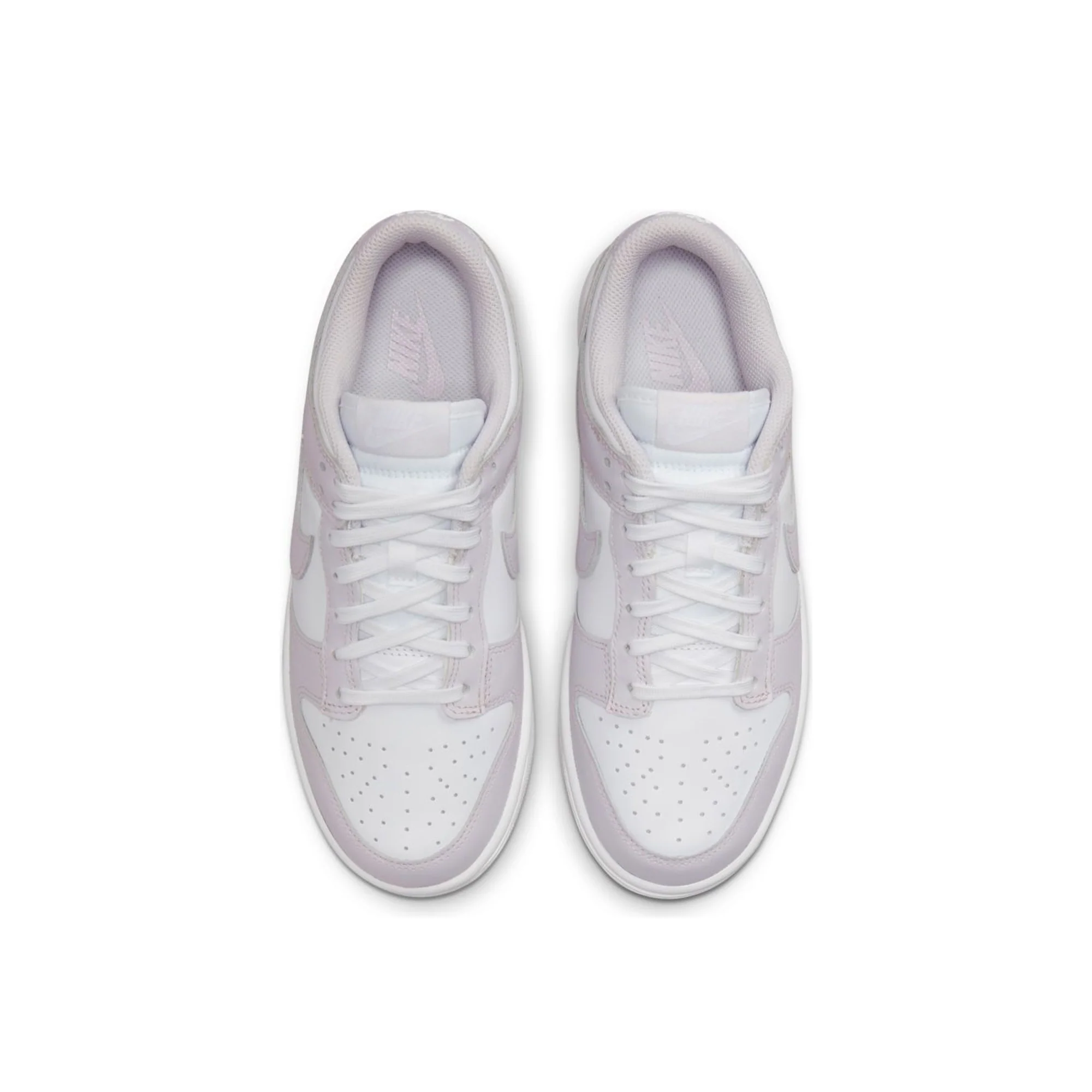 Nike Womens Dunk Low Shoes - Image 4
