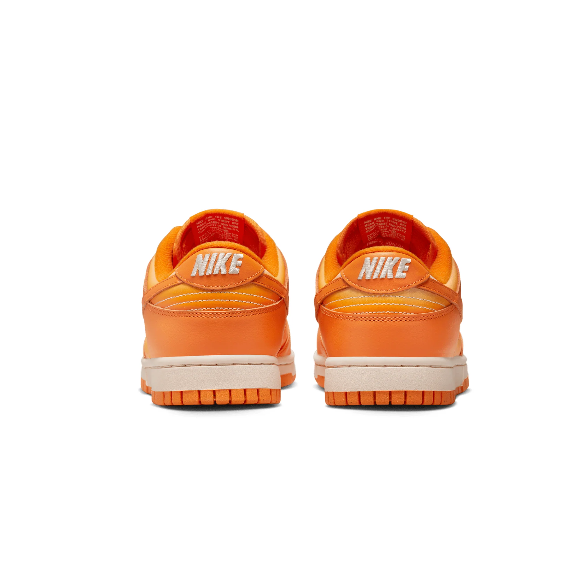 Nike Womens Dunk Low Shoes - Image 3
