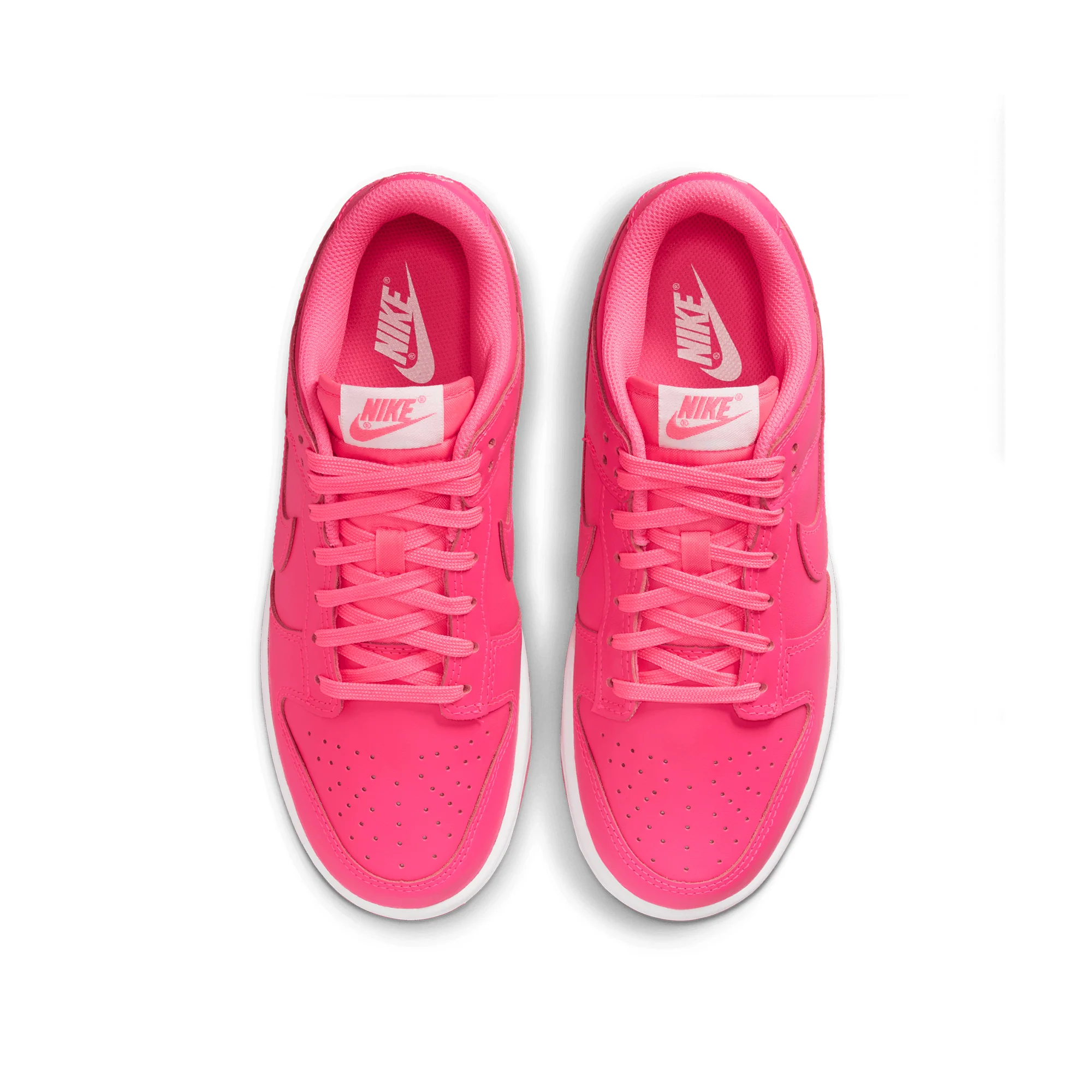Nike Womens Dunk Low Shoes - Image 4