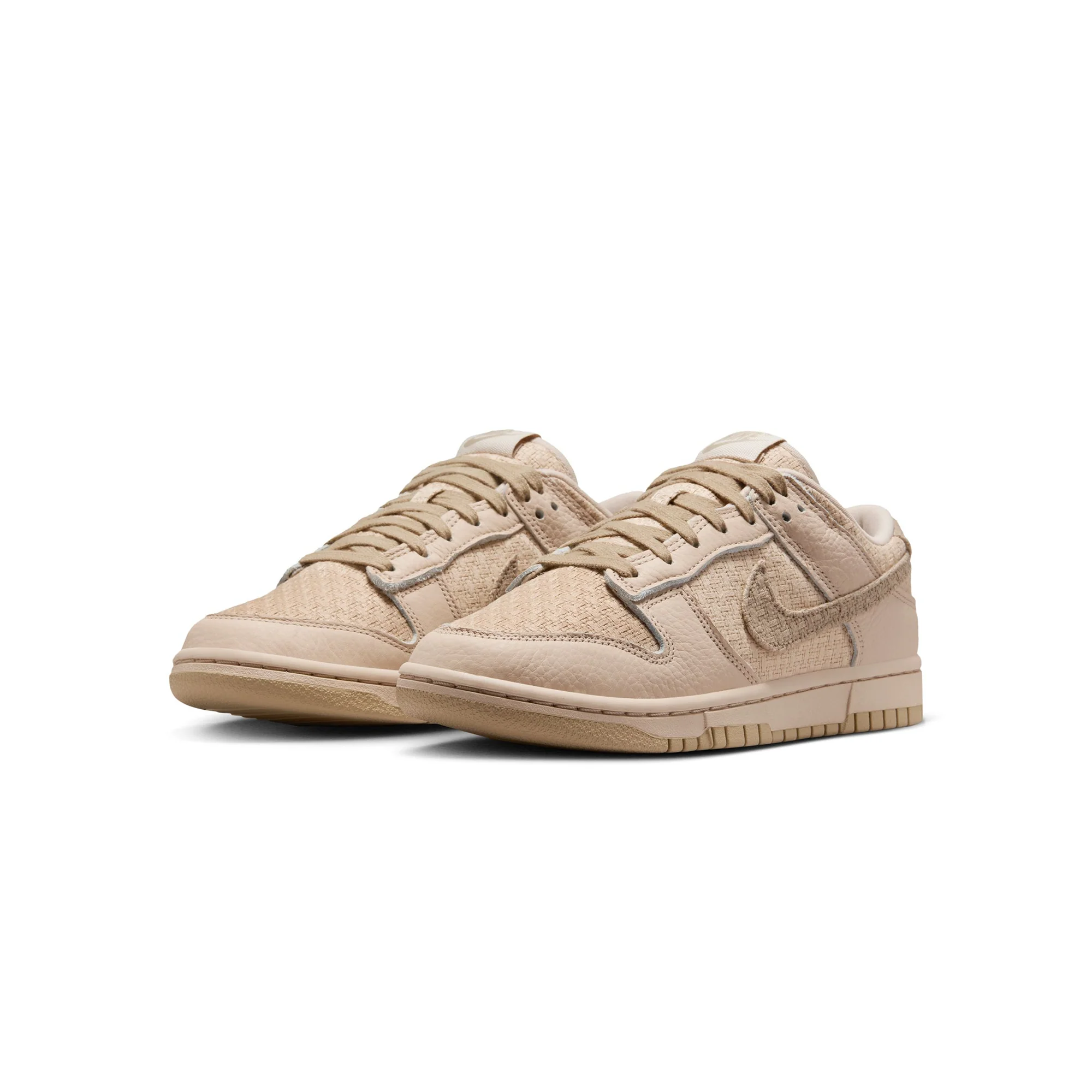 Nike Womens Dunk Low Shoes - Image 2