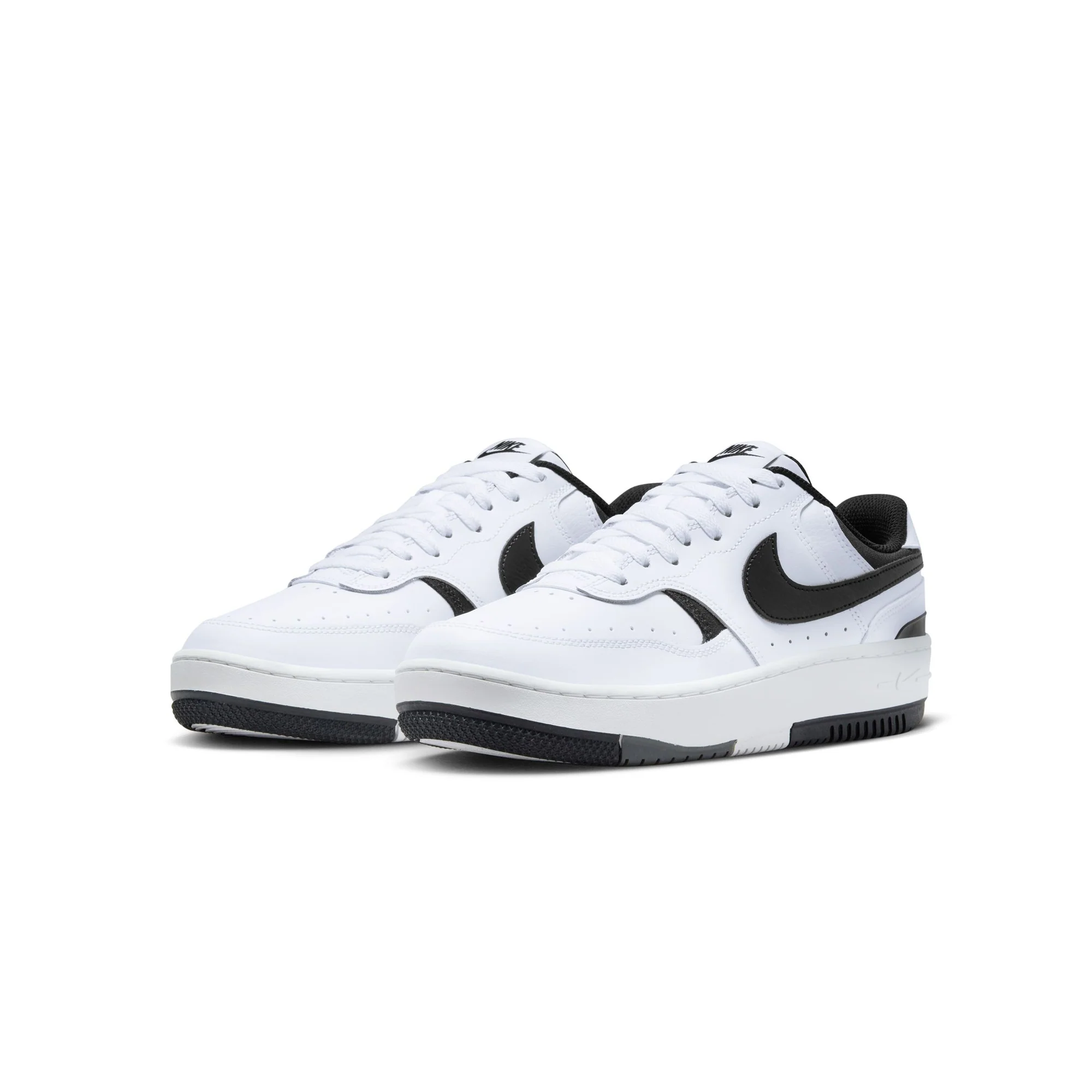 Nike Womens Gamma Force Shoes - Image 2