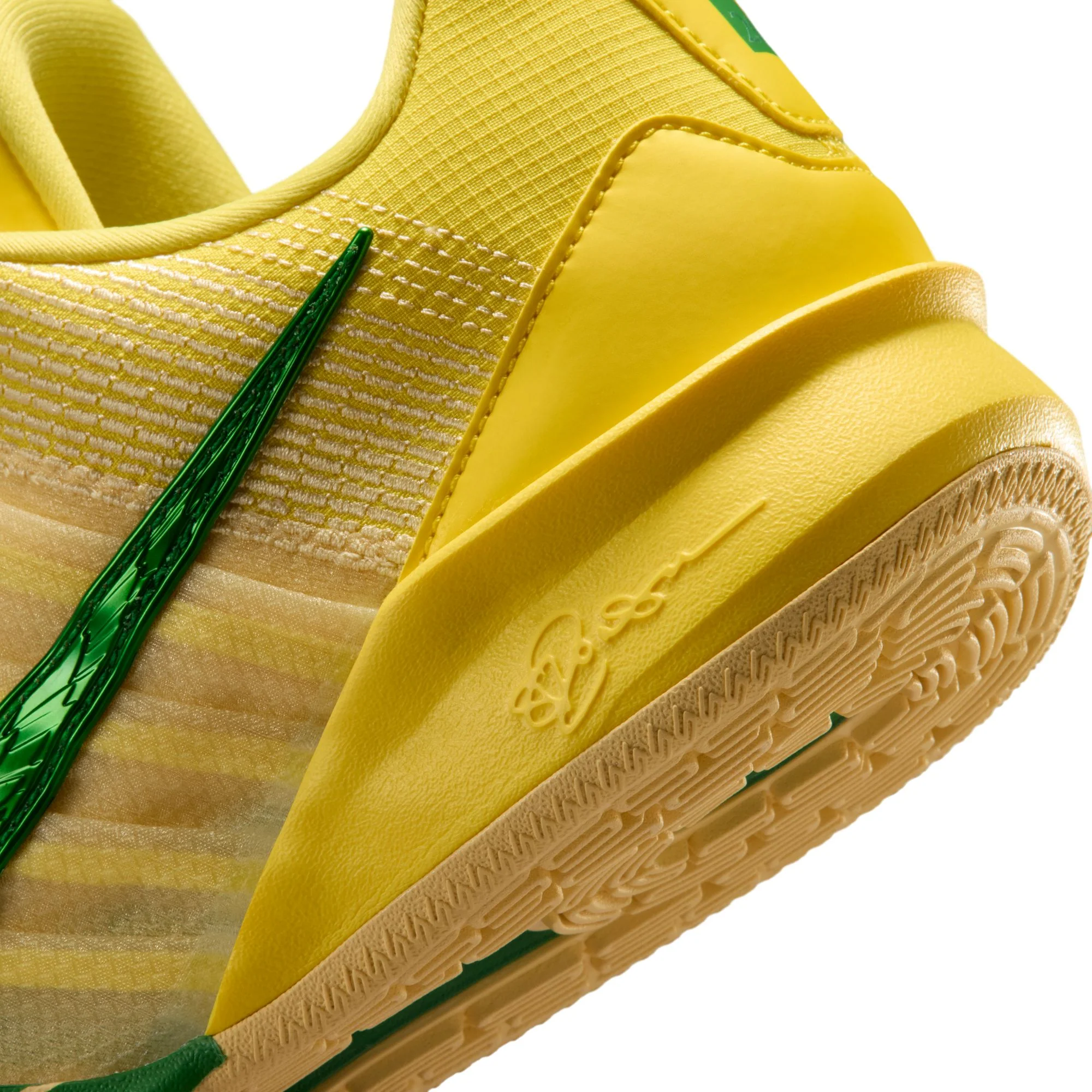 Nike Womens Sabrina 3 OR Shoes - Image 4
