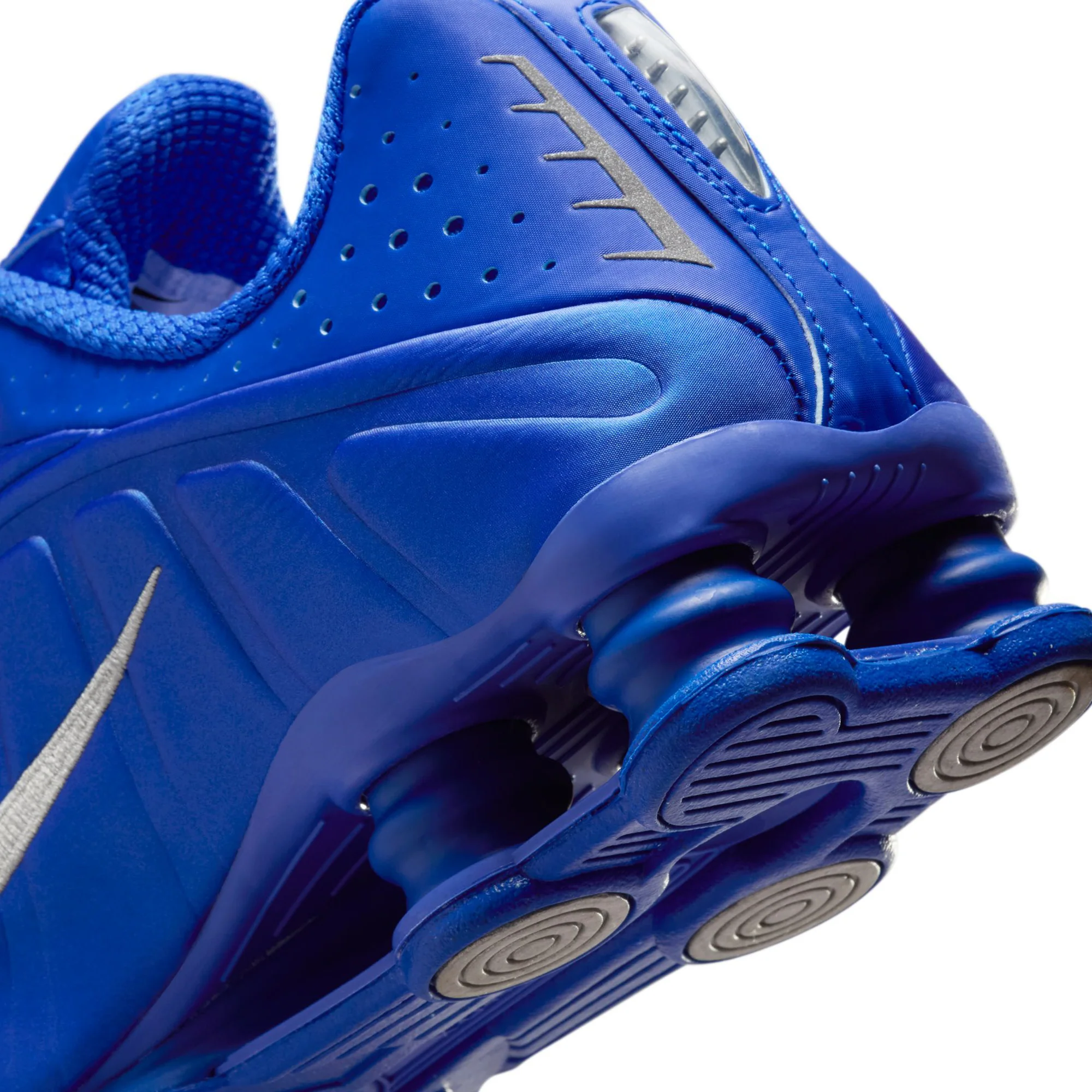 Nike Womens Shox R4 Shoes - Image 4