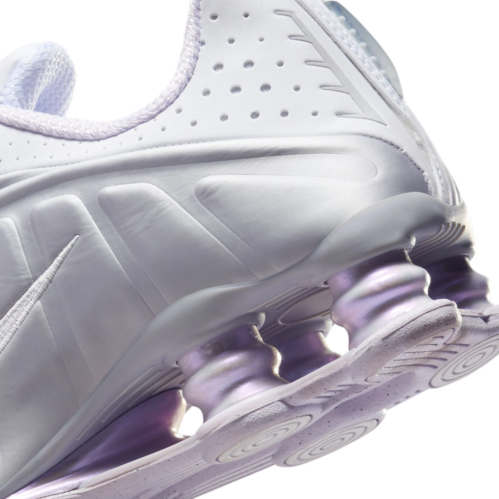 Nike Womens Shox R4 Shoes - Image 4
