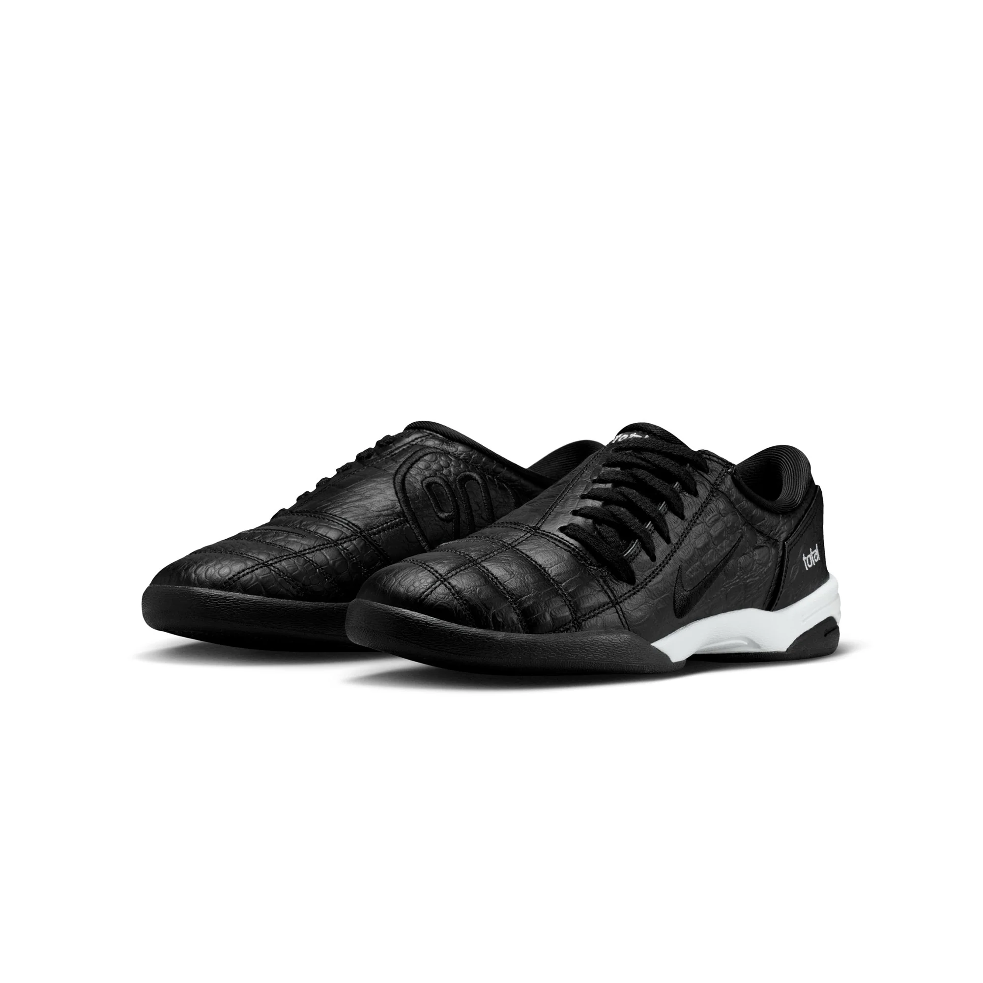 Nike Womens Total 90 Shoes - Image 2