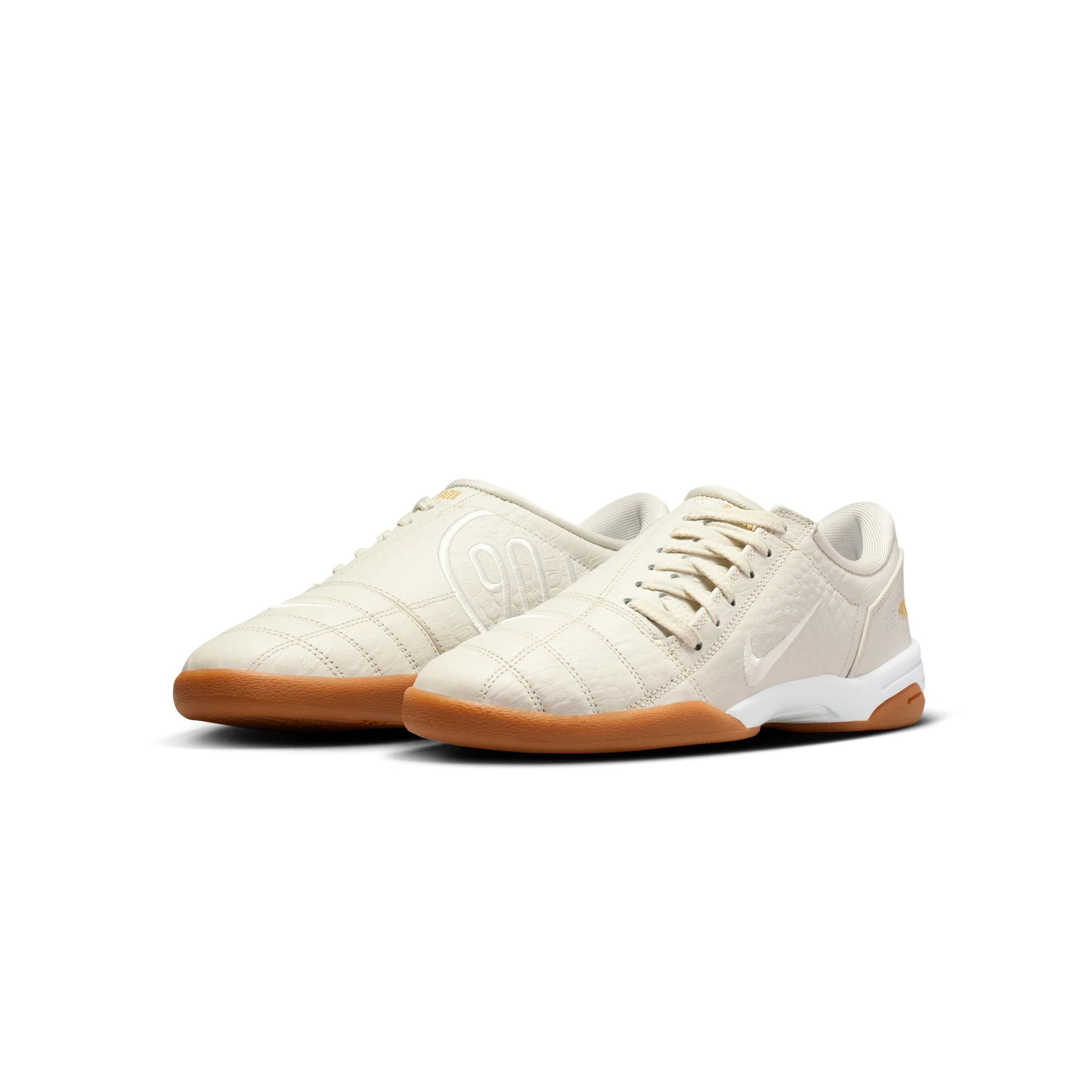 Nike Womens Total 90 Shoes - Image 2