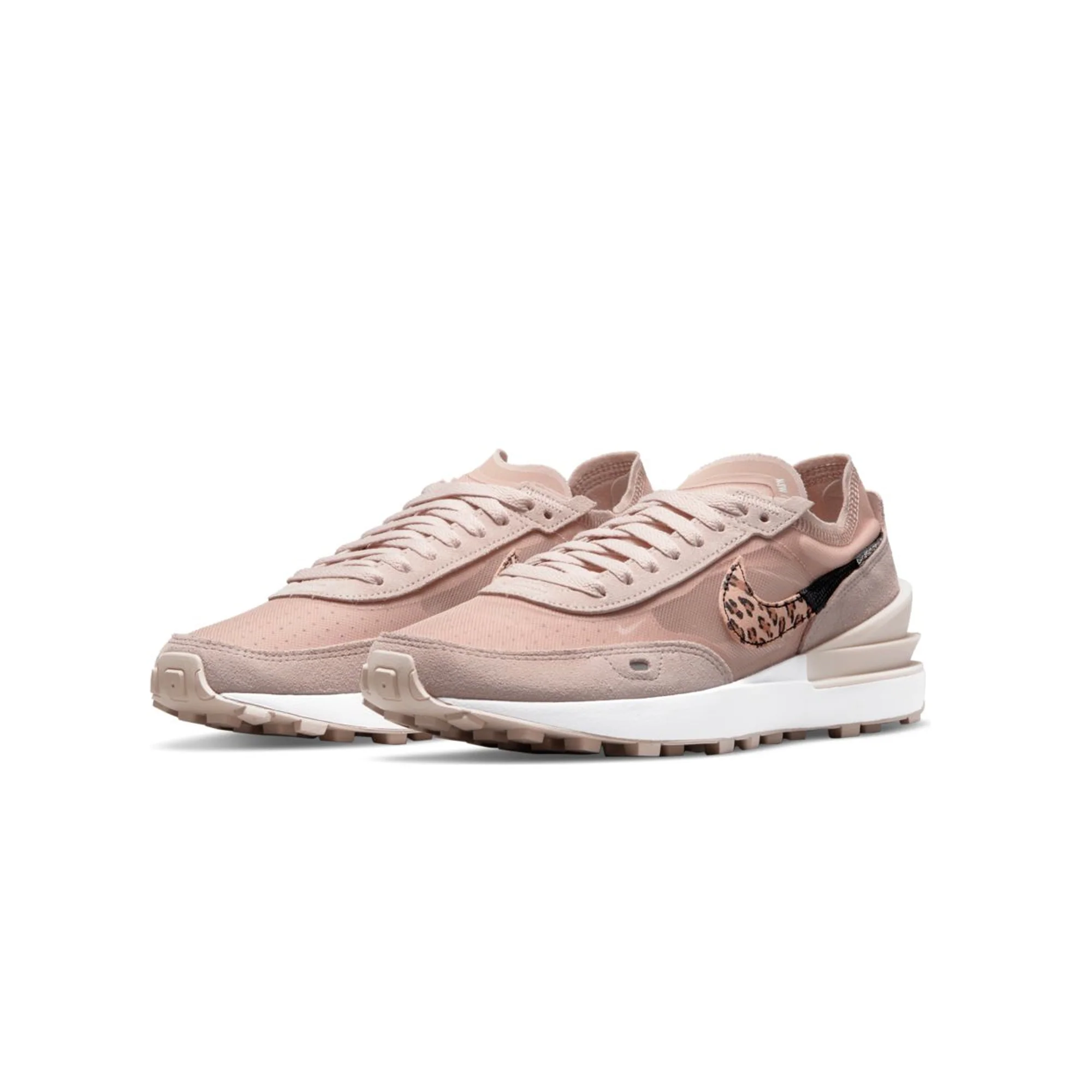 Nike Womens Waffle One SE Shoes - Image 2