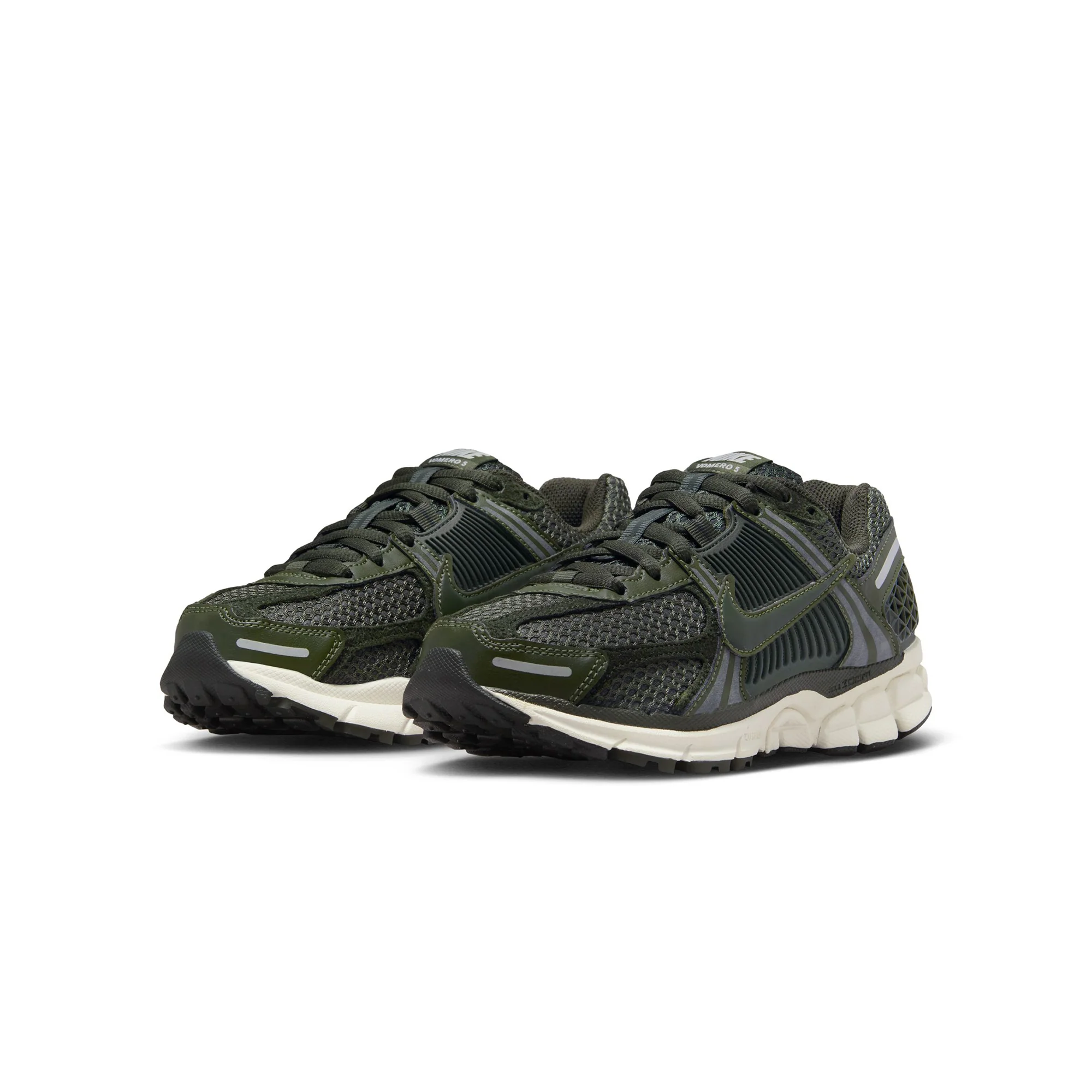 Nike Womens Zoom Vomero 5 Shoes - Image 2
