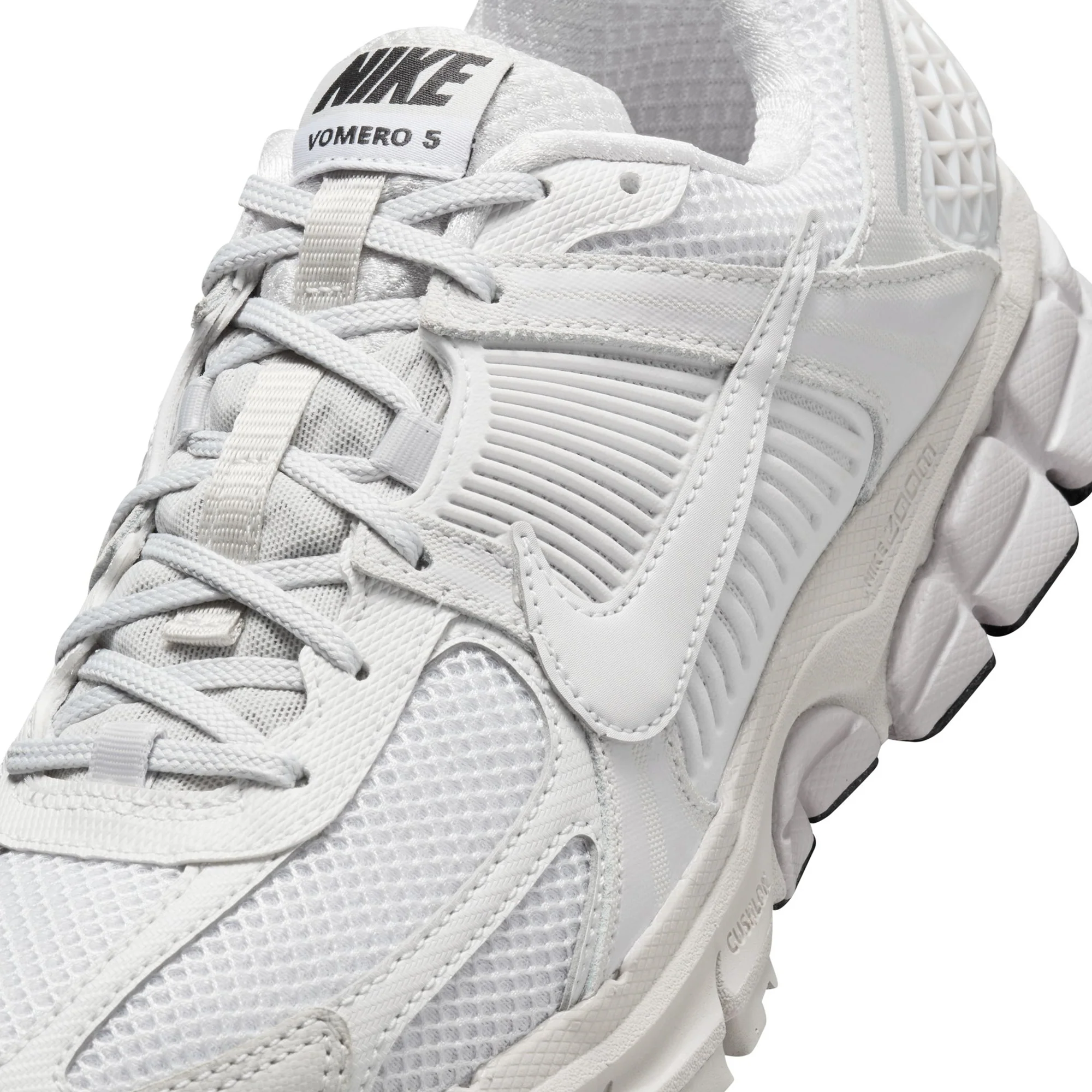 Nike Womens Zoom Vomero 5 Shoes - Image 4