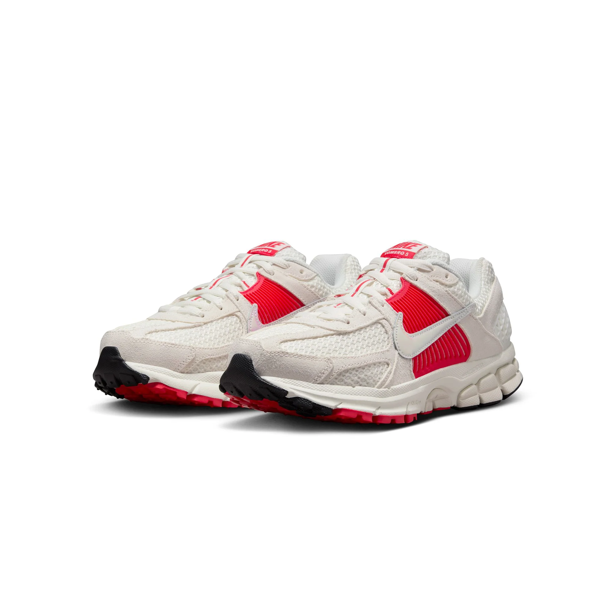 Nike Womens Zoom Vomero 5 Shoes - Image 2