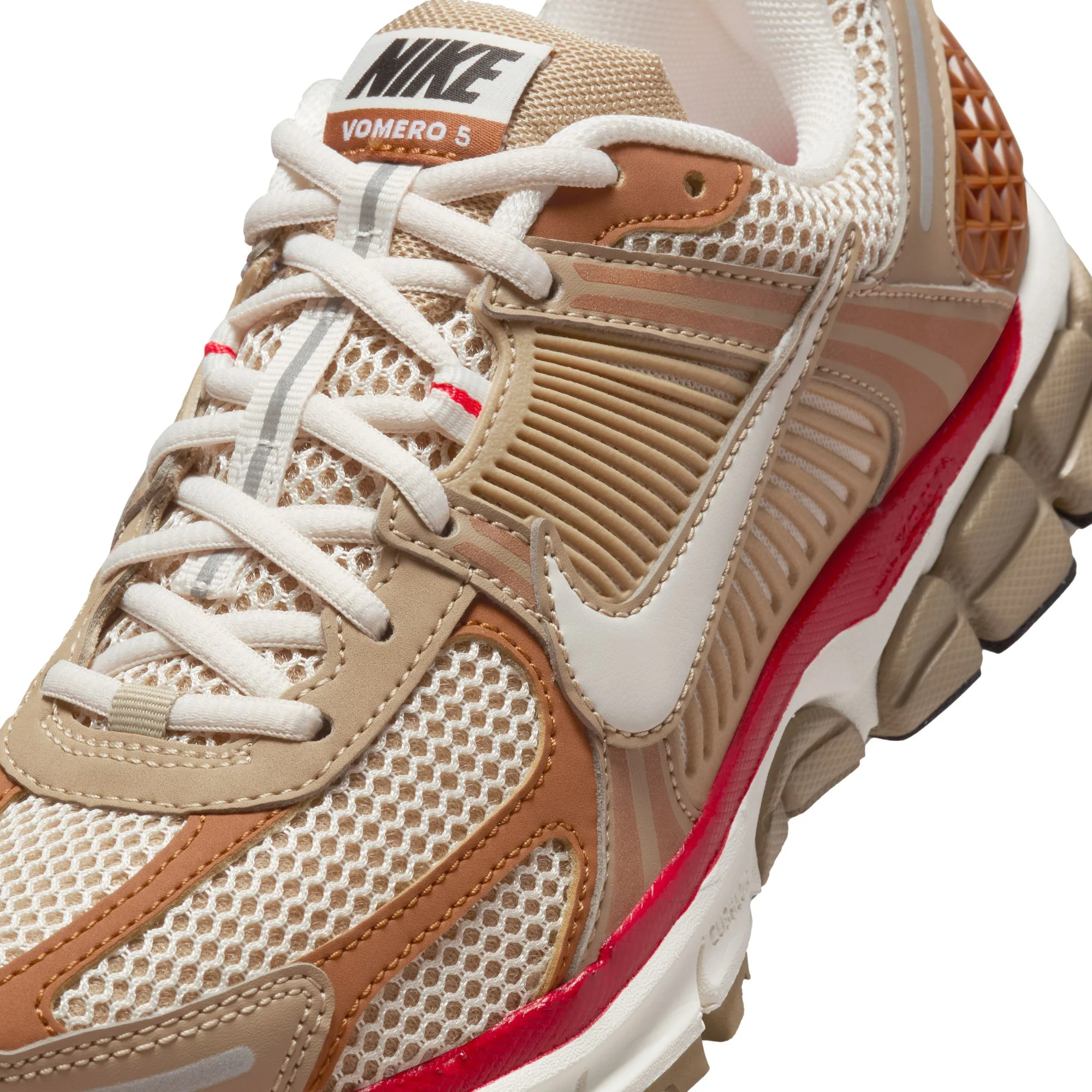 Nike Womens Zoom Vomero 5 Shoes - Image 4