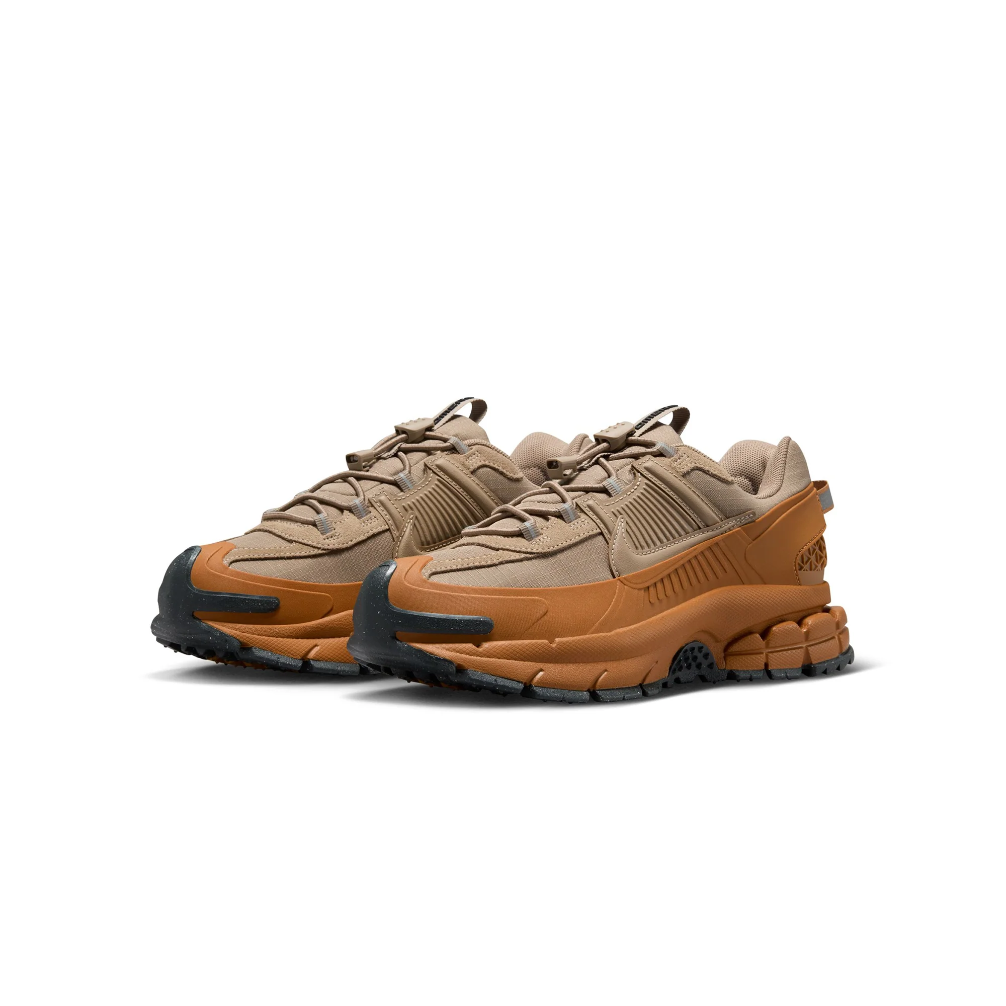 Nike Womens Zoom Vomero Roam Shoes - Image 2