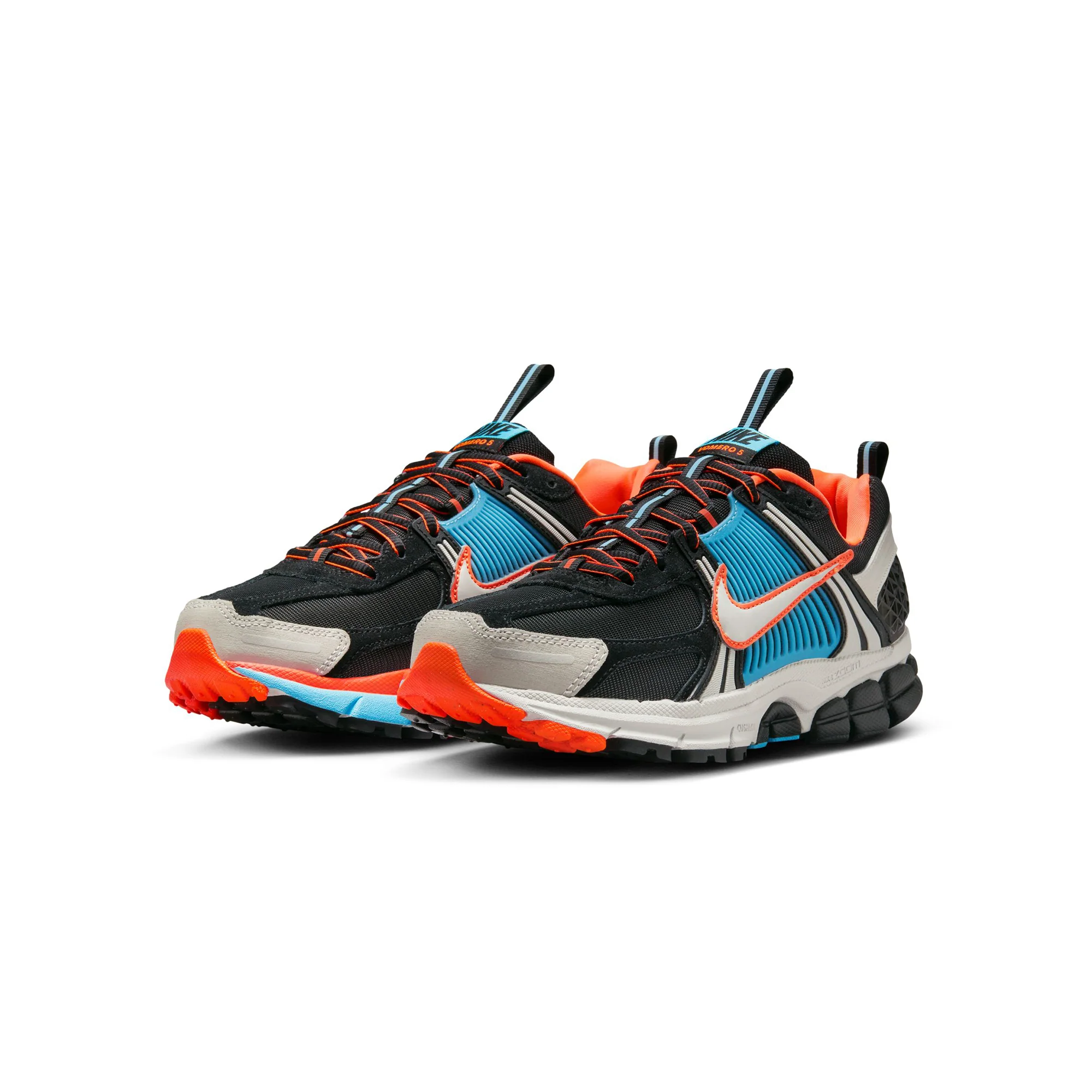 Nike Womens Zoom Vomero 5 Shoes - Image 2