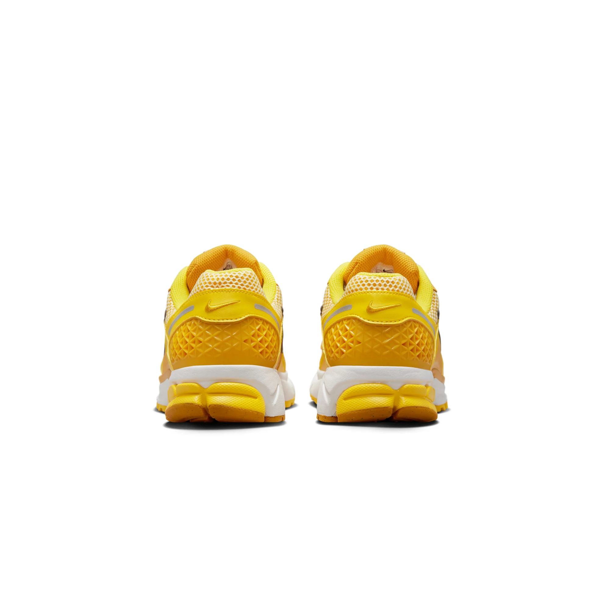 Nike Zoom Vomero 5 PRM Shoes - Image 3