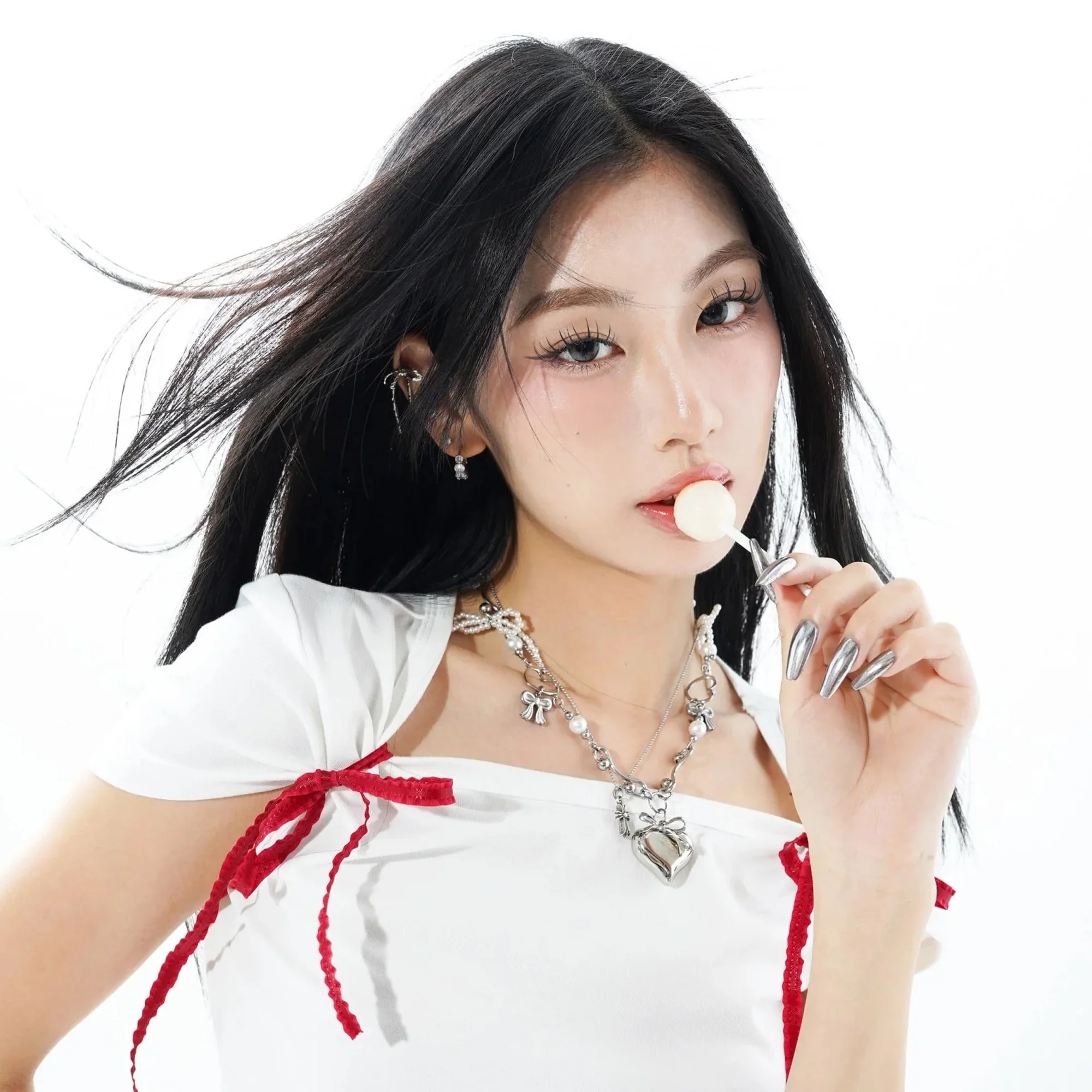 OHT x 88RISING Heart Ribbon Necklace - Image 2