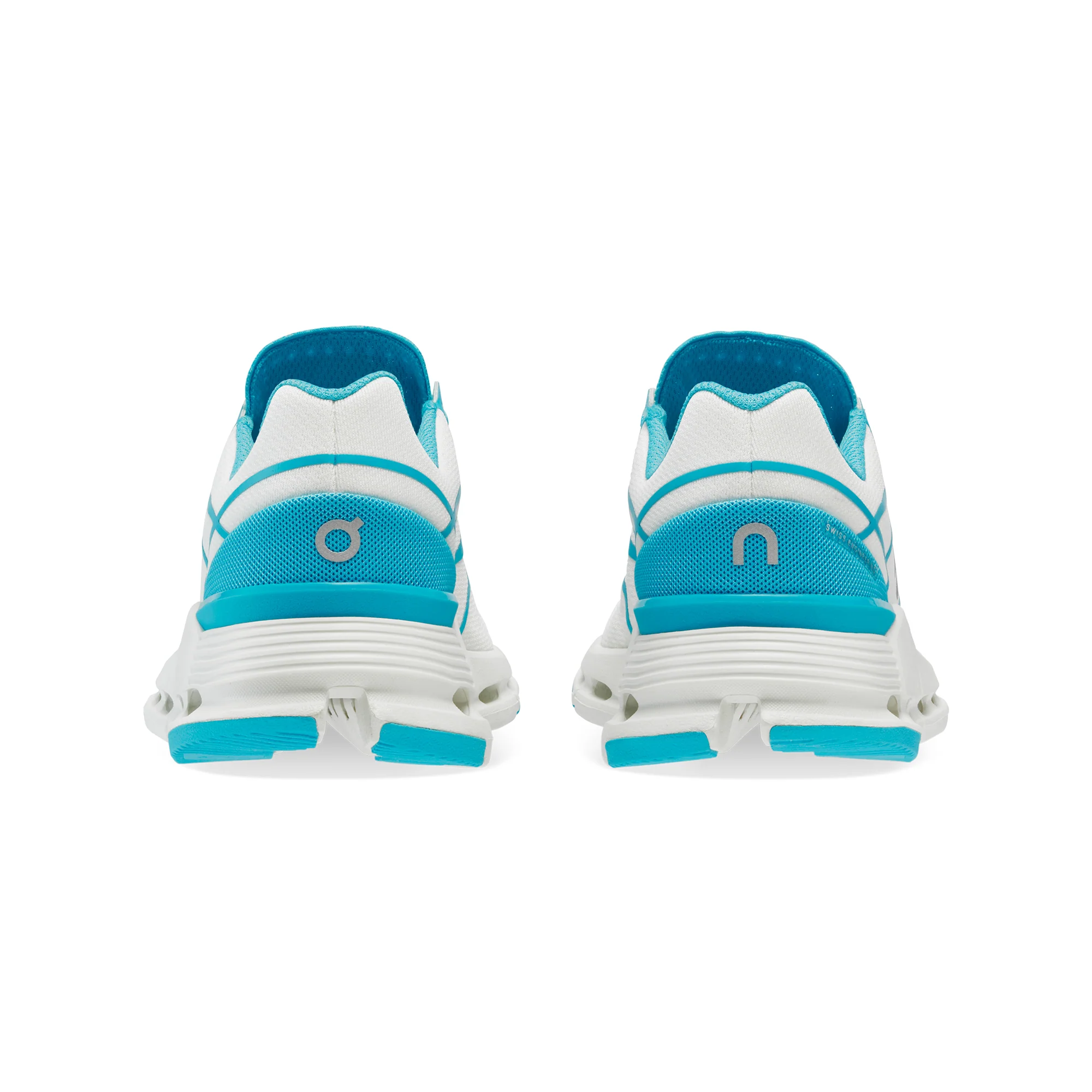 On Mens Cloudnova Z5 Shoes - Image 3