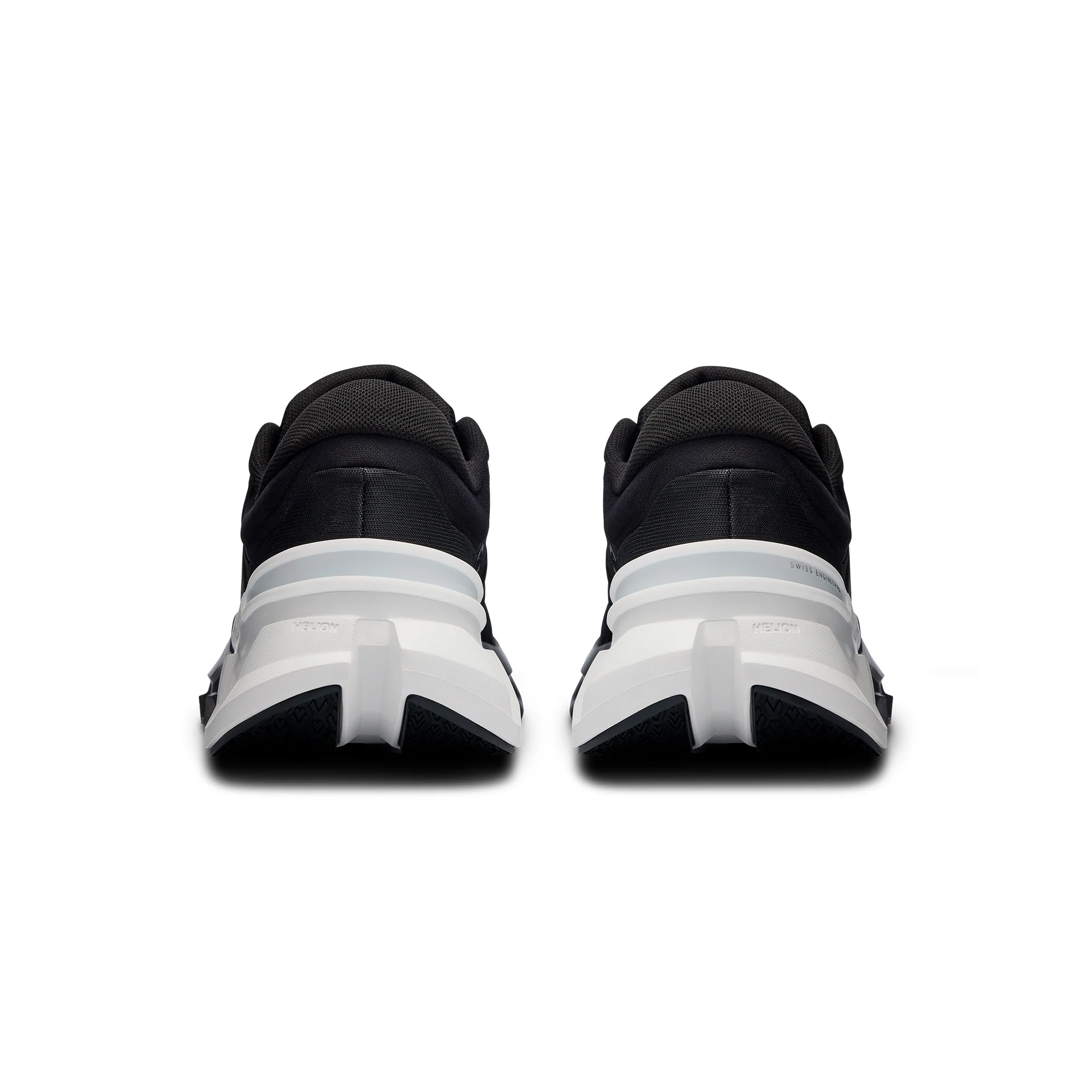 On Running Mens Cloudflyer Shoes - Image 3