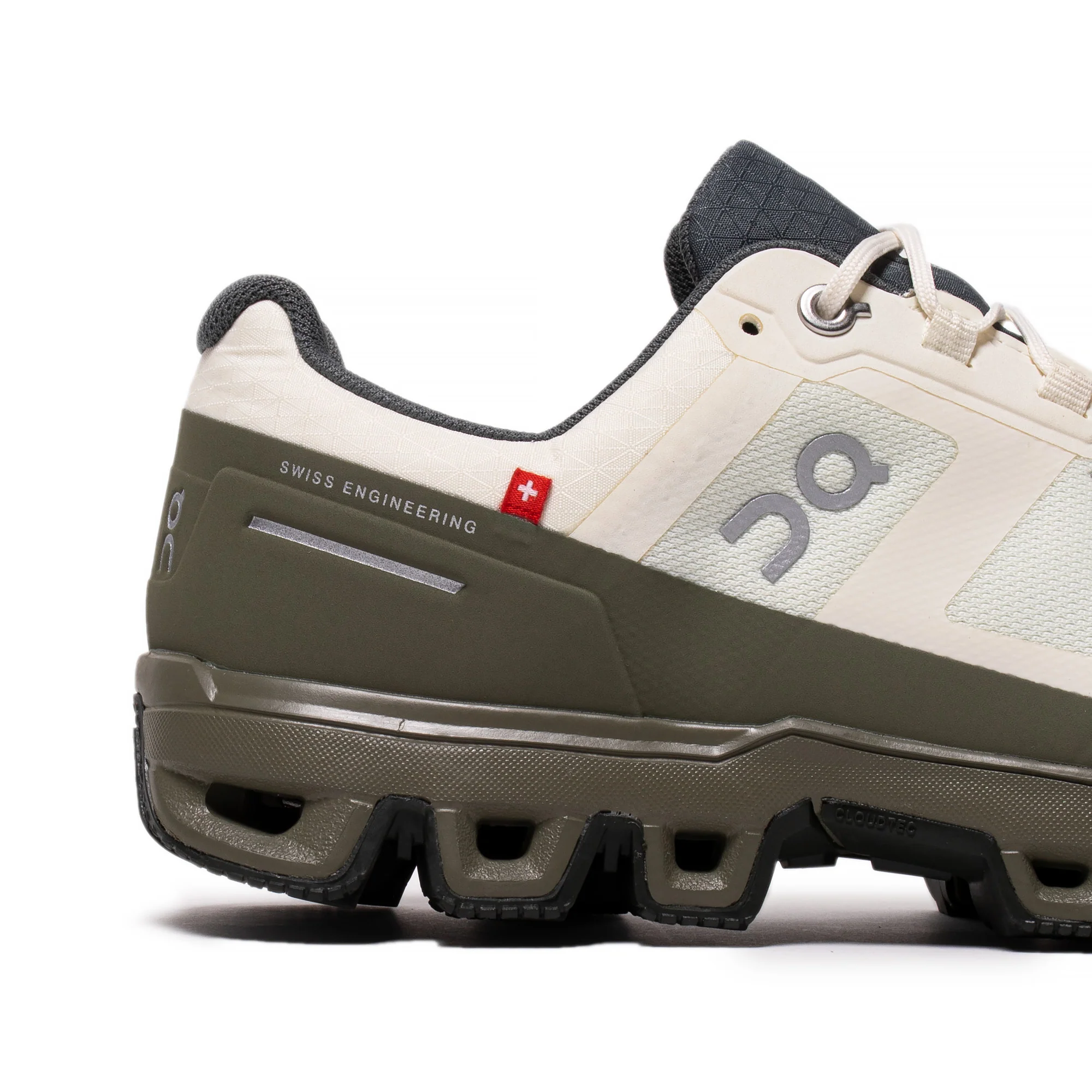 On! Mens Cloudventure Waterproof 'White Fir' Shoes - Image 4