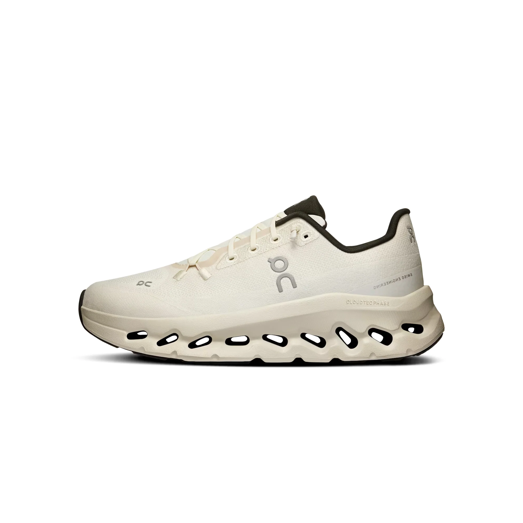 On Running Womens Cloudtilt Shoes