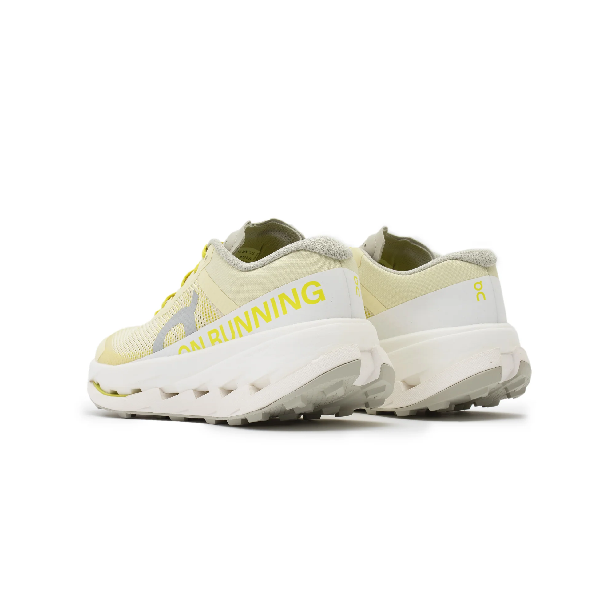 On Running Womens Cloudultra 3 Shoes - Image 3