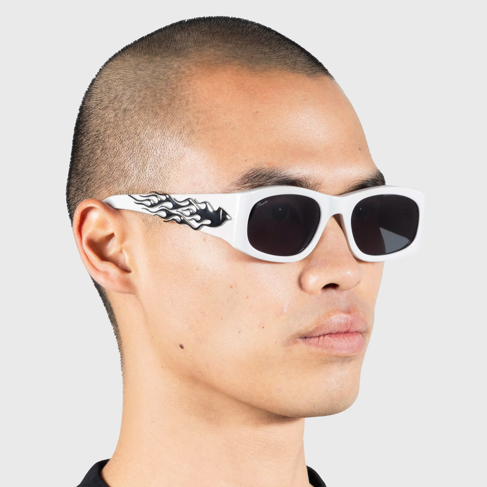 Pleasures Eazy Sunglasses - Image 2