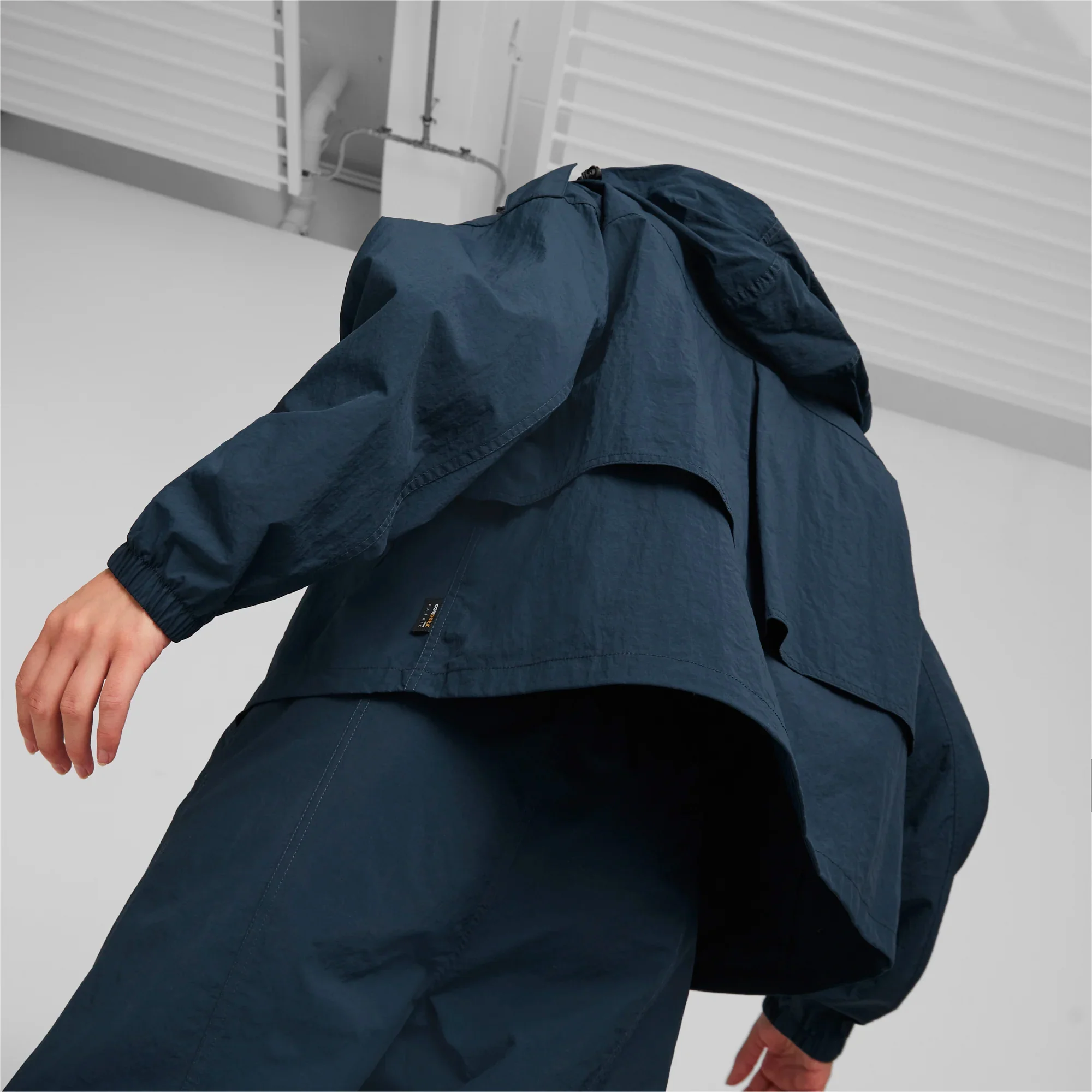 Puma Womens Inland Short Woven Jacket - Image 3
