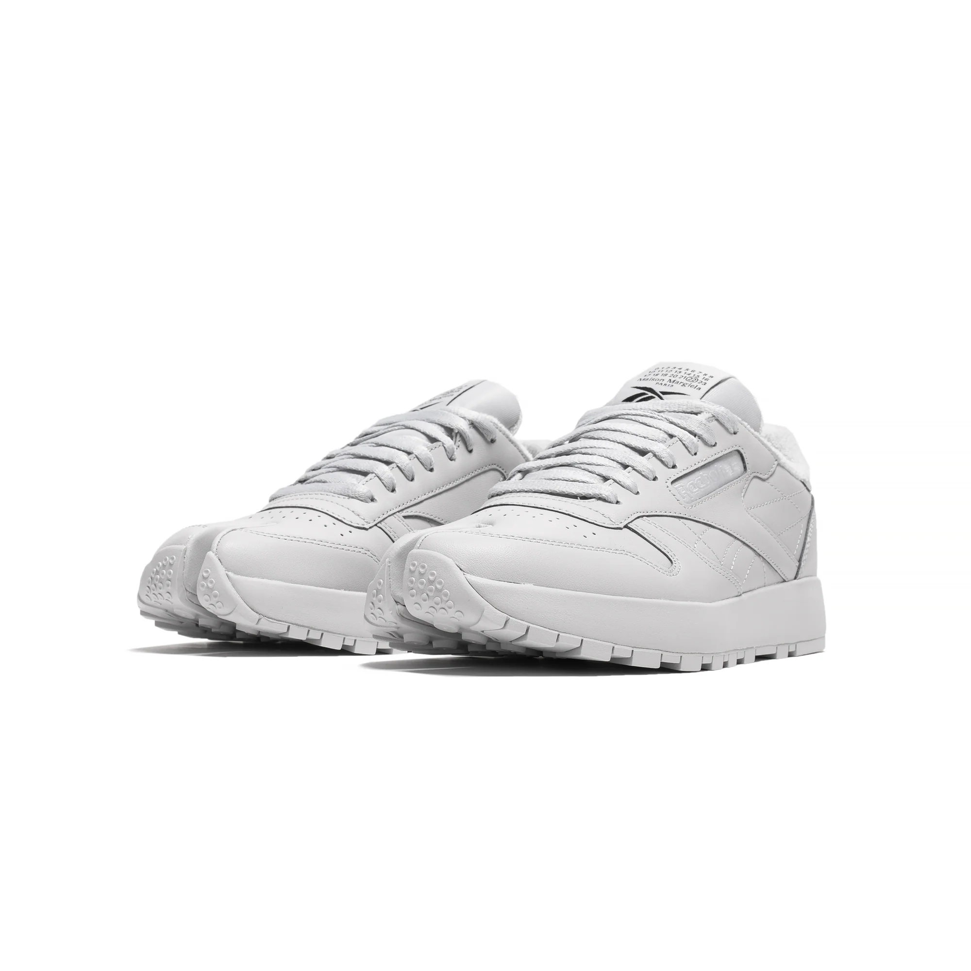 Reebok Mens Project 0 CL Shoes - Image 2