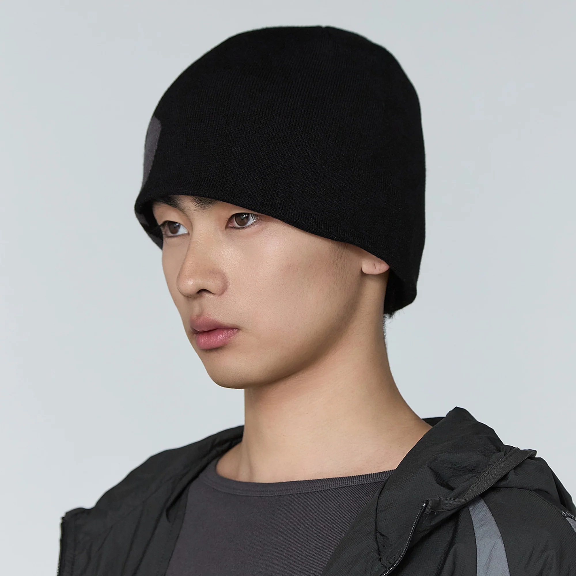 San San Gear Mens Logo Beanie - Image 4