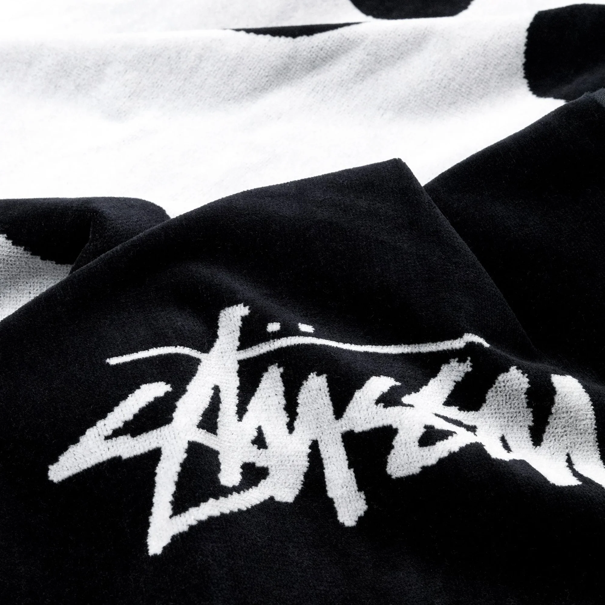Stussy Mens Dice Jacquard Beach Towel 'Black' - Image 3