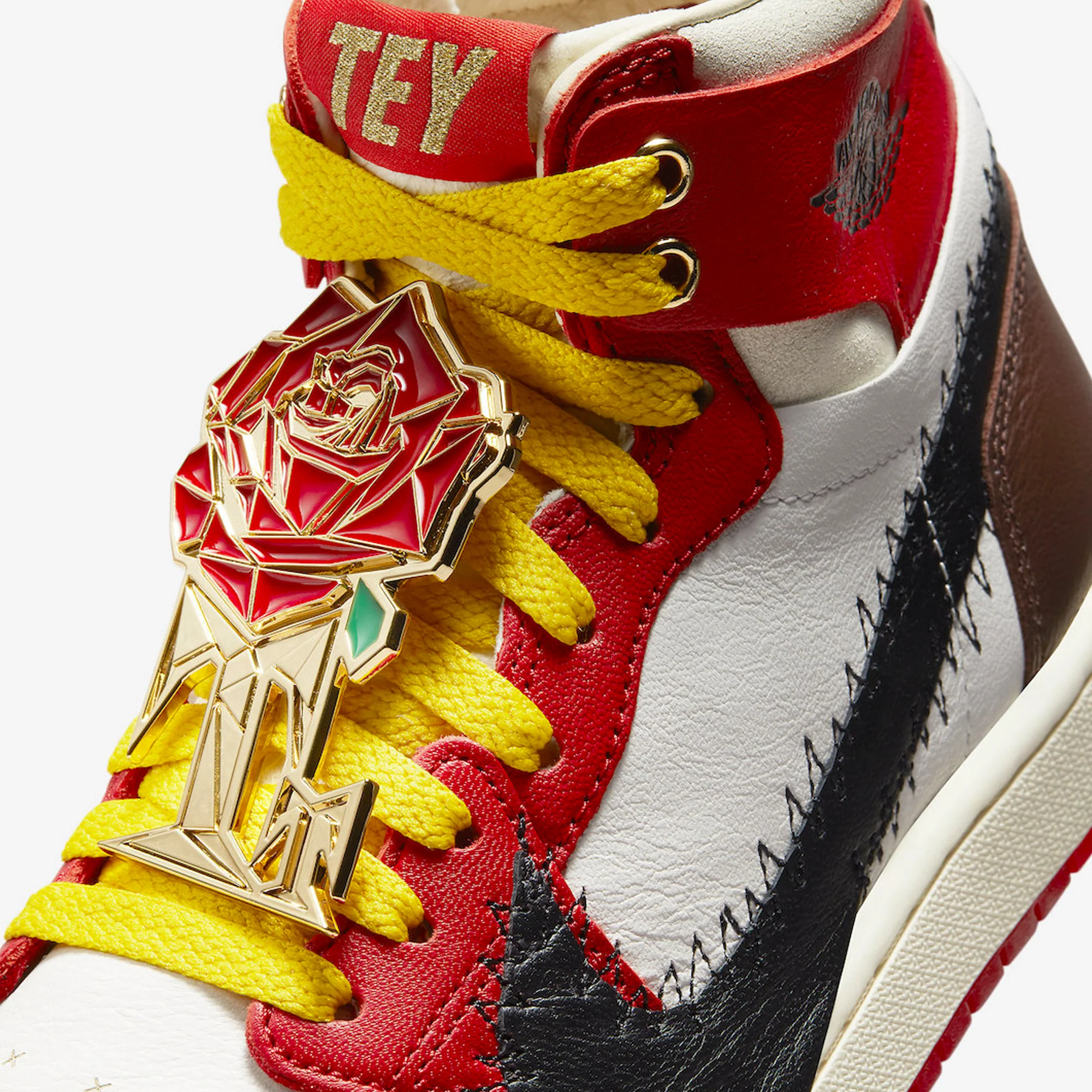 Air Jordan x Teyana Taylor Womens 1 Zoom CMFT 2 Shoes - Image 4