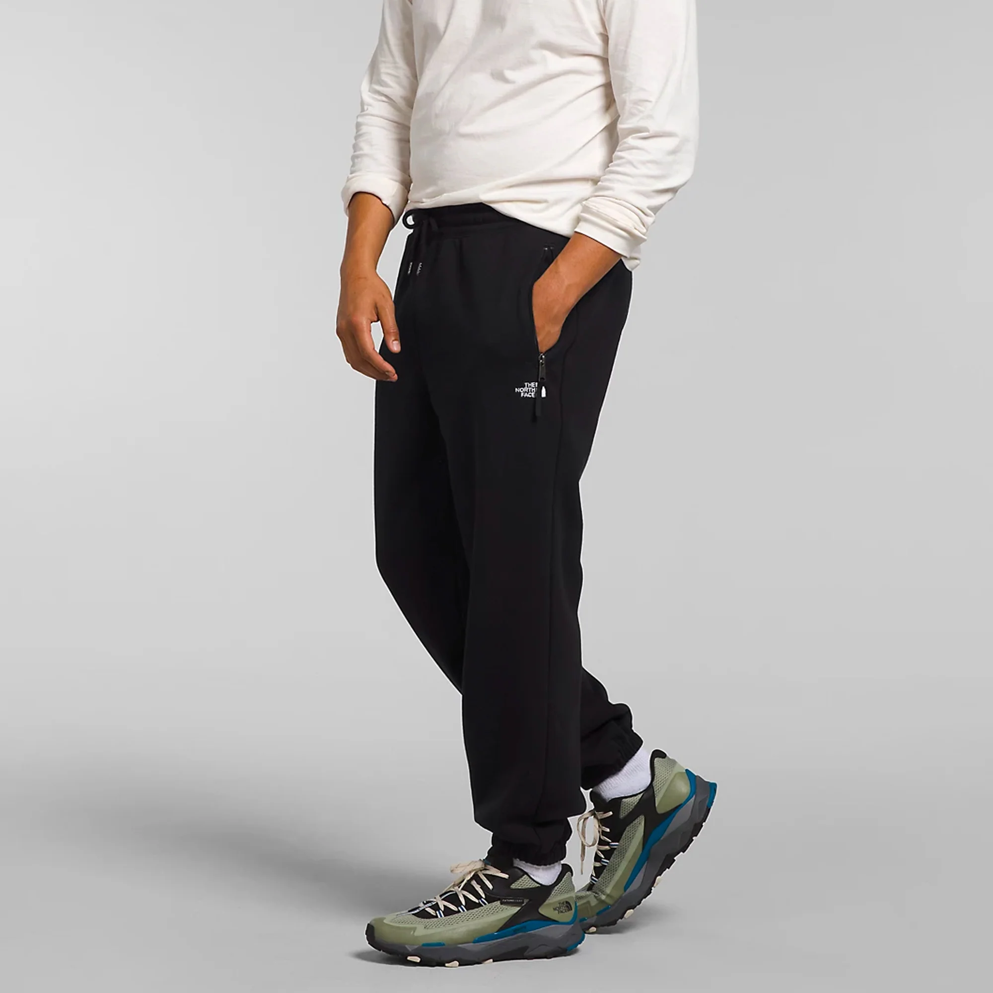 The North Face Mens Heavyweight Relaxed Fit Sweatpants - Image 4