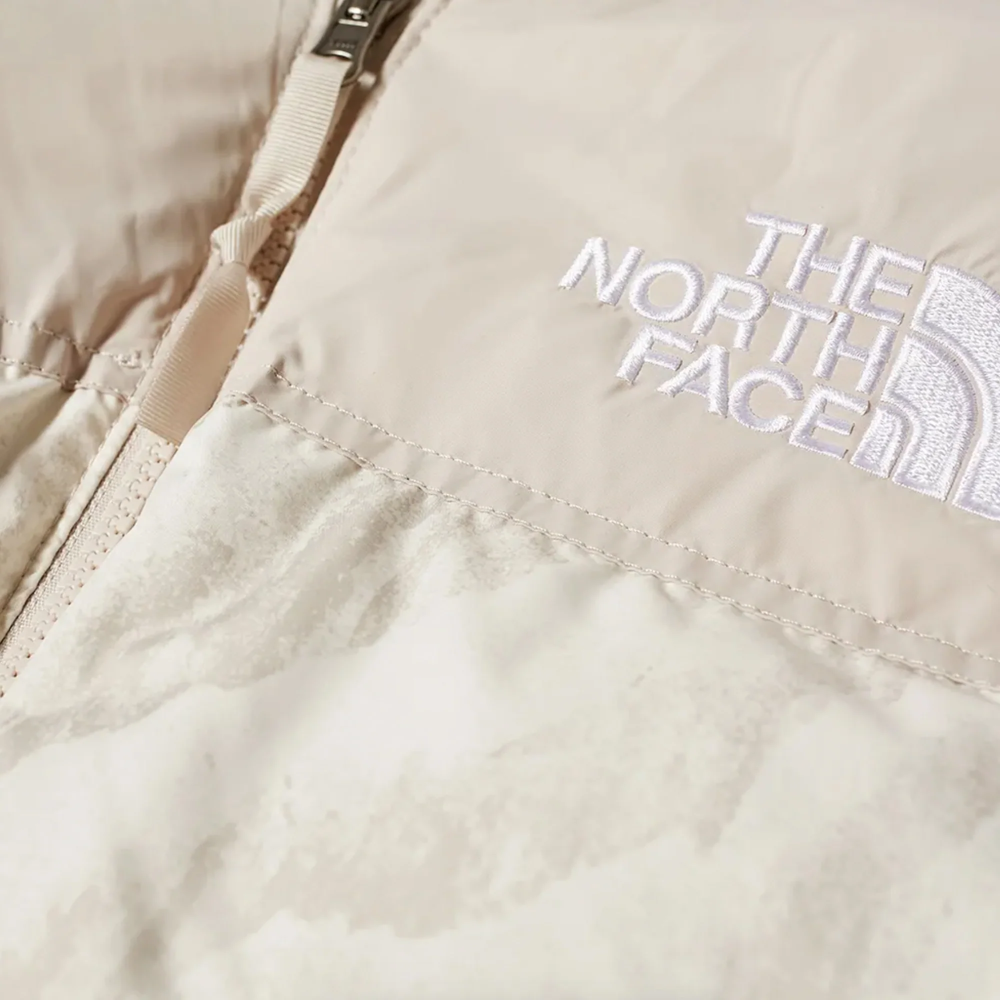 The North Face Mens Print Nuptse Jacket - Image 2