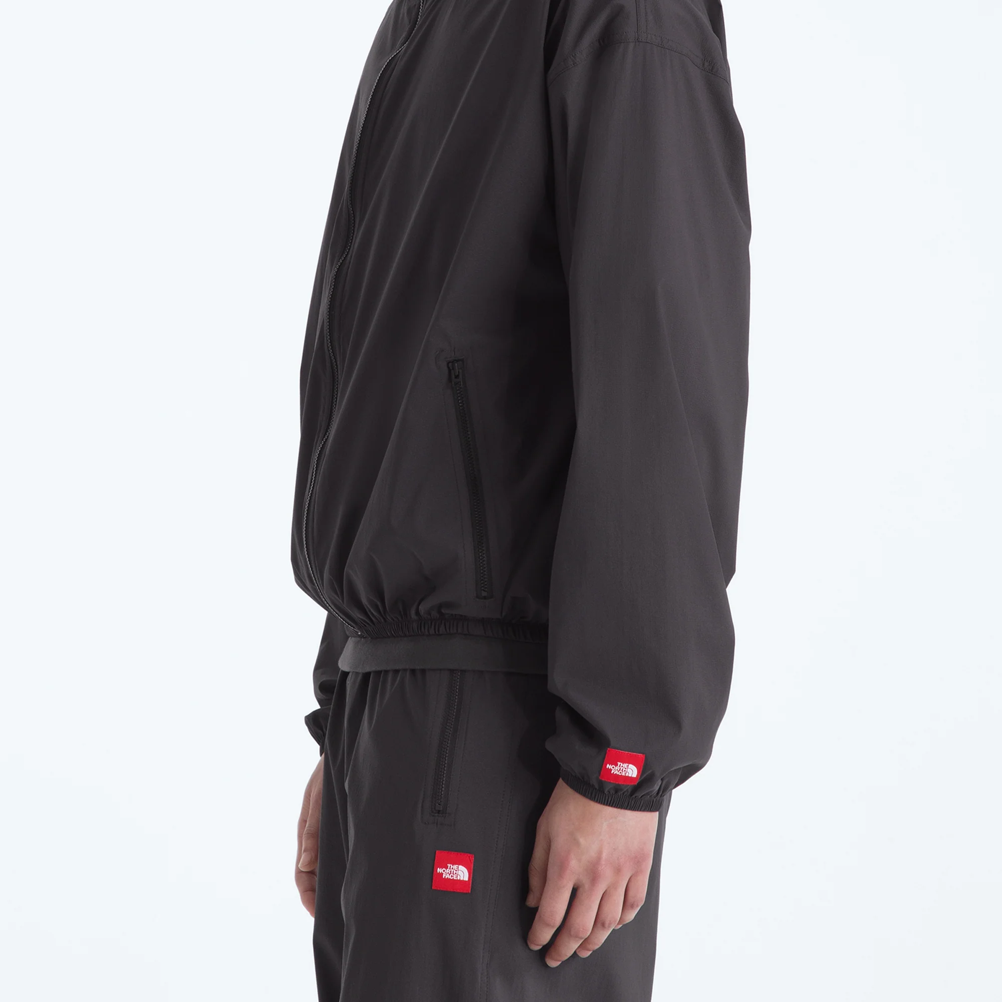 The North Face Mens Red Box Packable Hooded Wind Jacket - Image 4