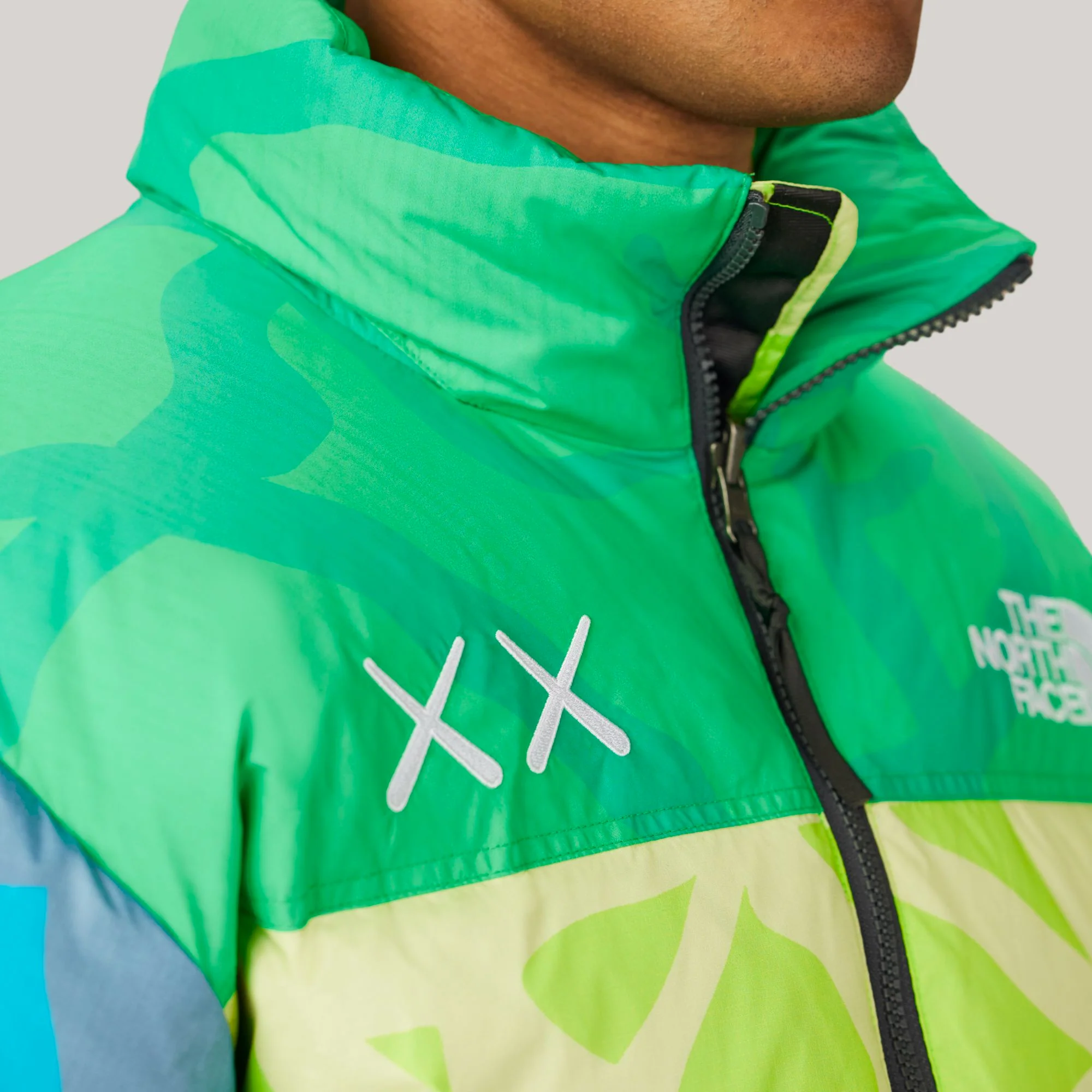 The North Face XX Kaws Mens Retro 1996 Nuptse Jacket 'Green Nuptse Print' - Image 4