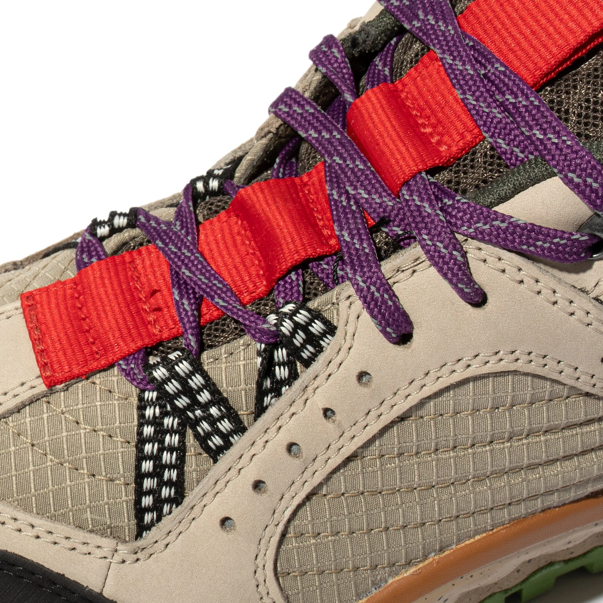 Timberland x Beeline Mens Solar Ridge Goretex HikerBoots 'Pure Cashmere' - Image 4