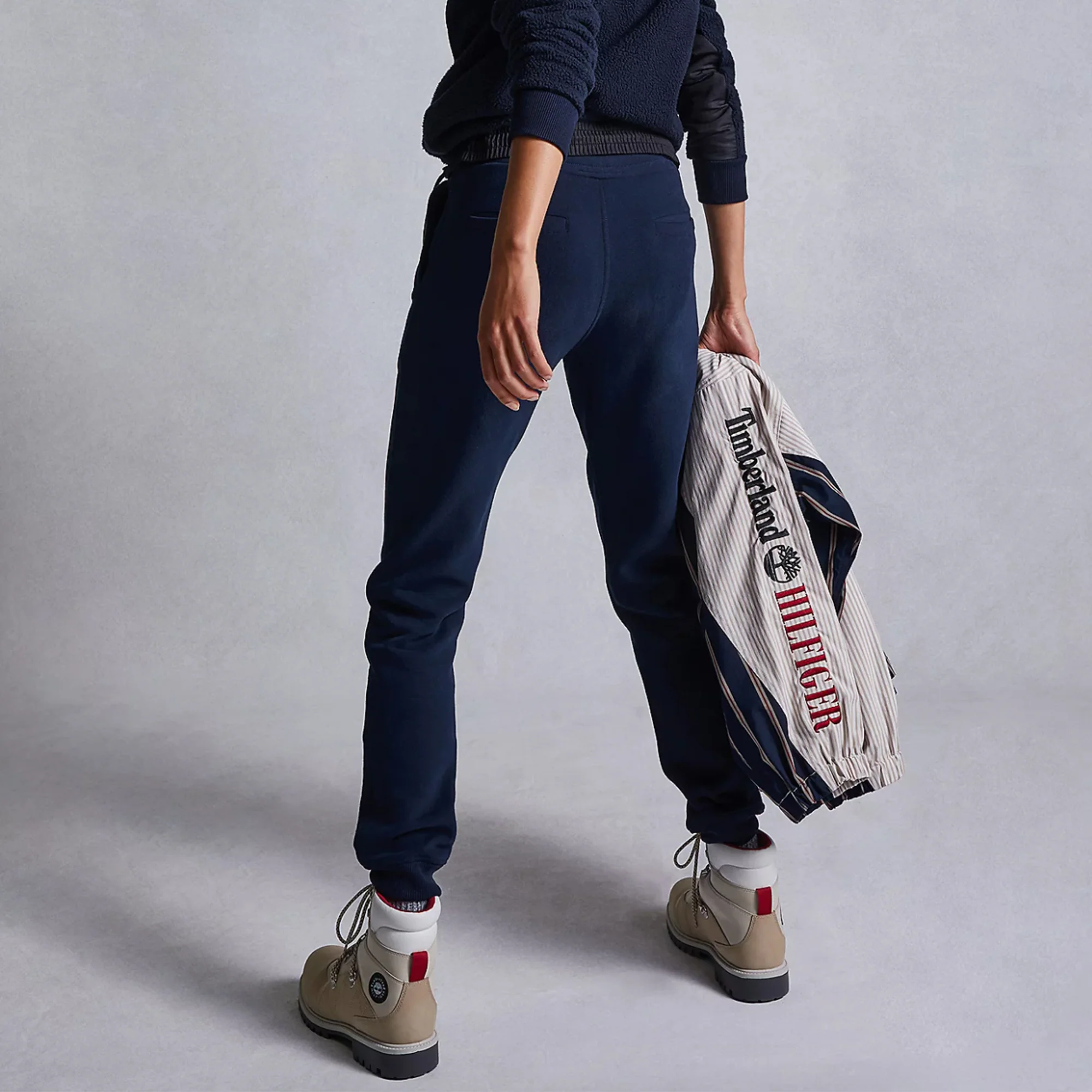 Tommy Hilfiger x Timberland Mens Ri Logo Sweatpants 'Desert Sky' - Image 2