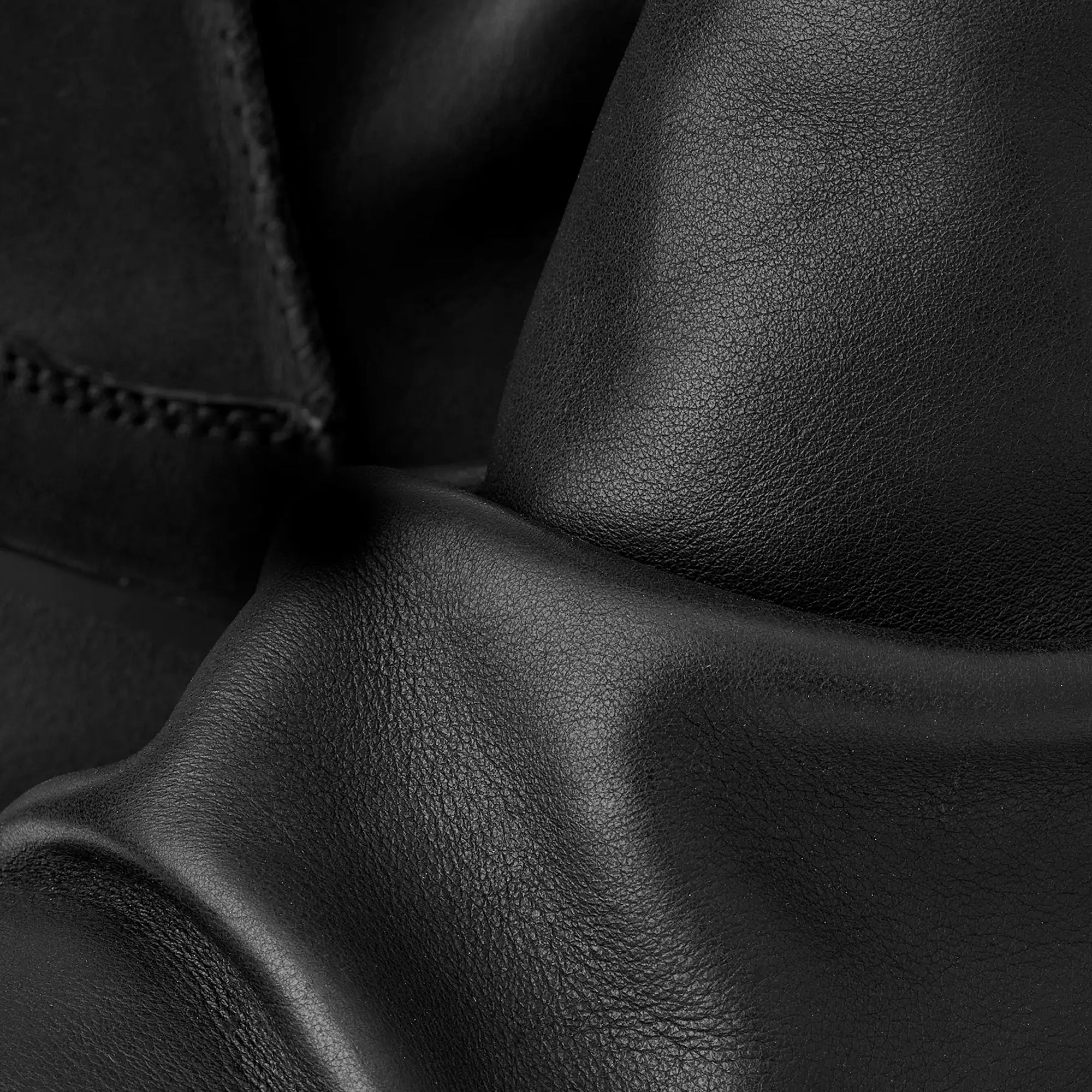 Ugg Mens Heritage Utility Mini Noir Boot - Image 4