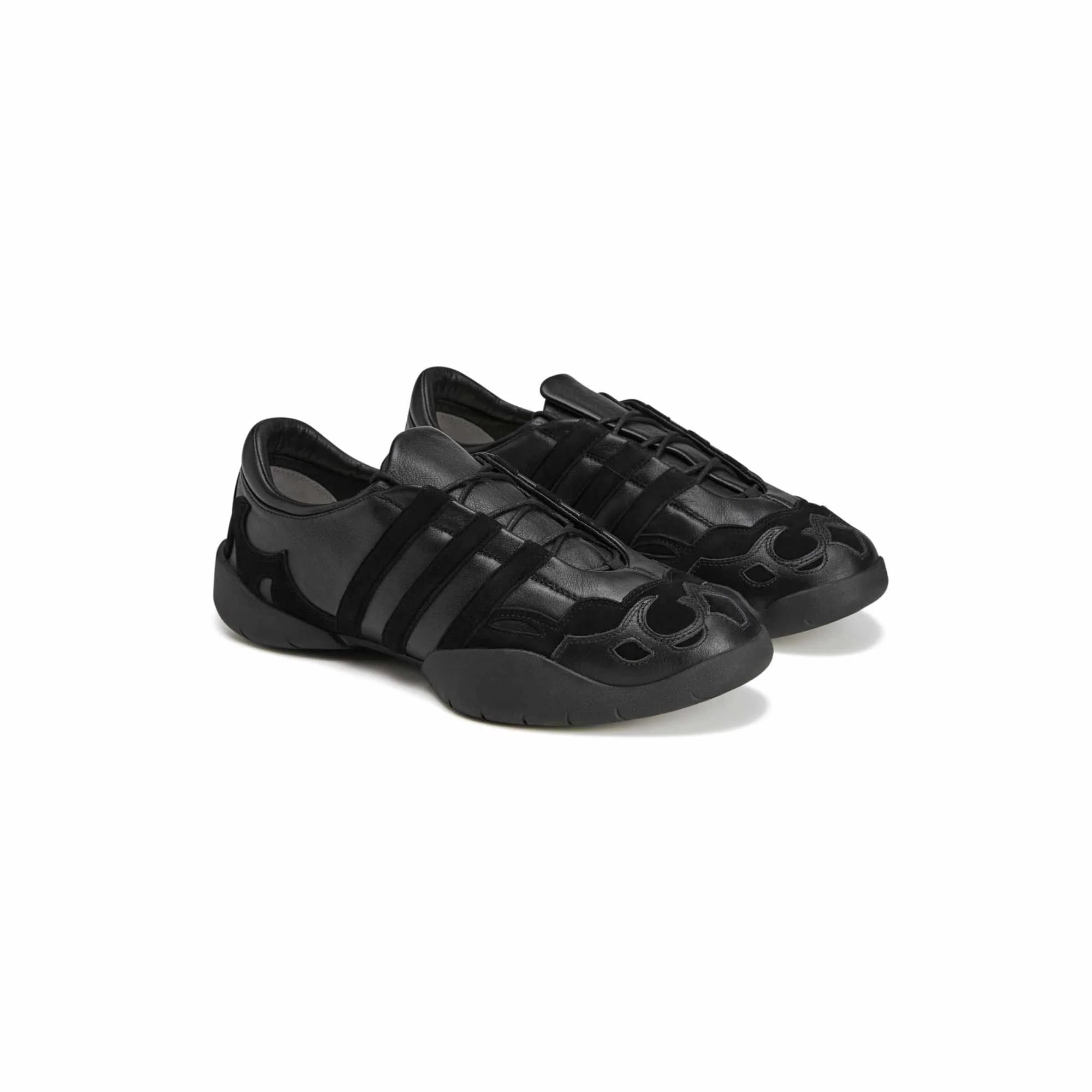 Y-3 Womens Regu 2002 Shoes - Image 2